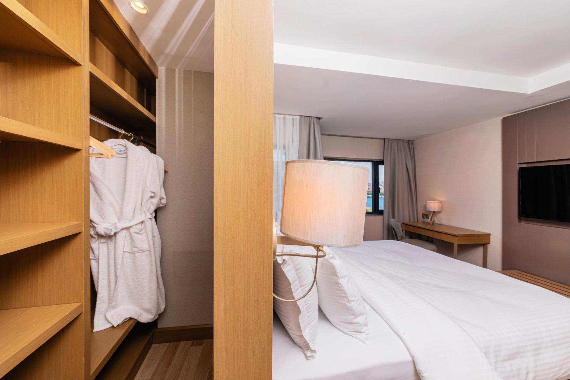 Csk The Halich Port Hotel 4*