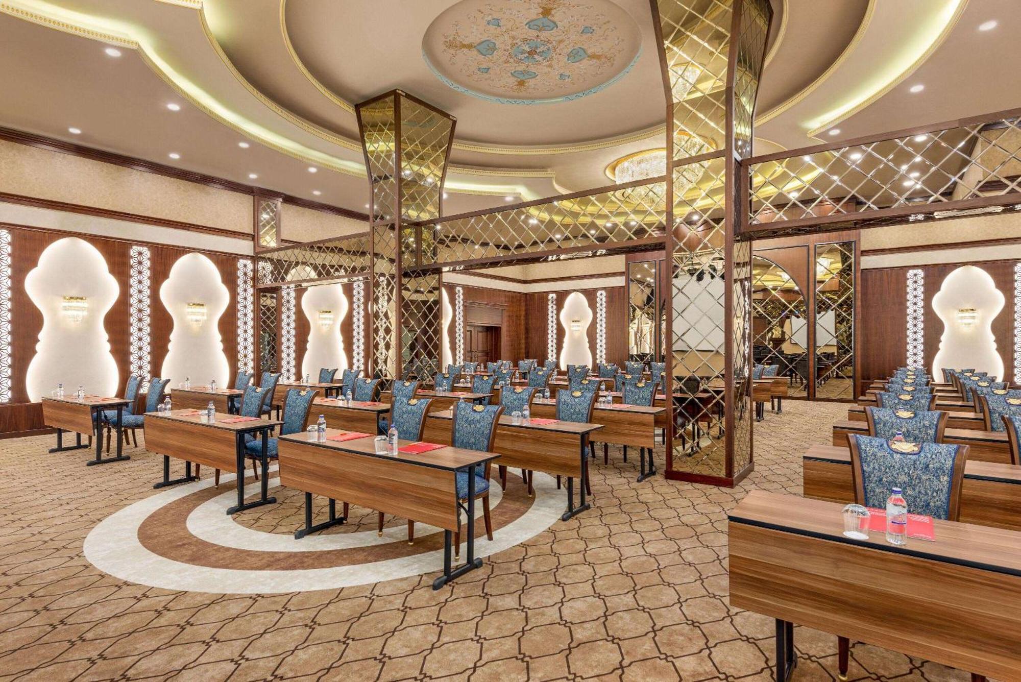 Hotel Ramada Plaza By Wyndham Silivri