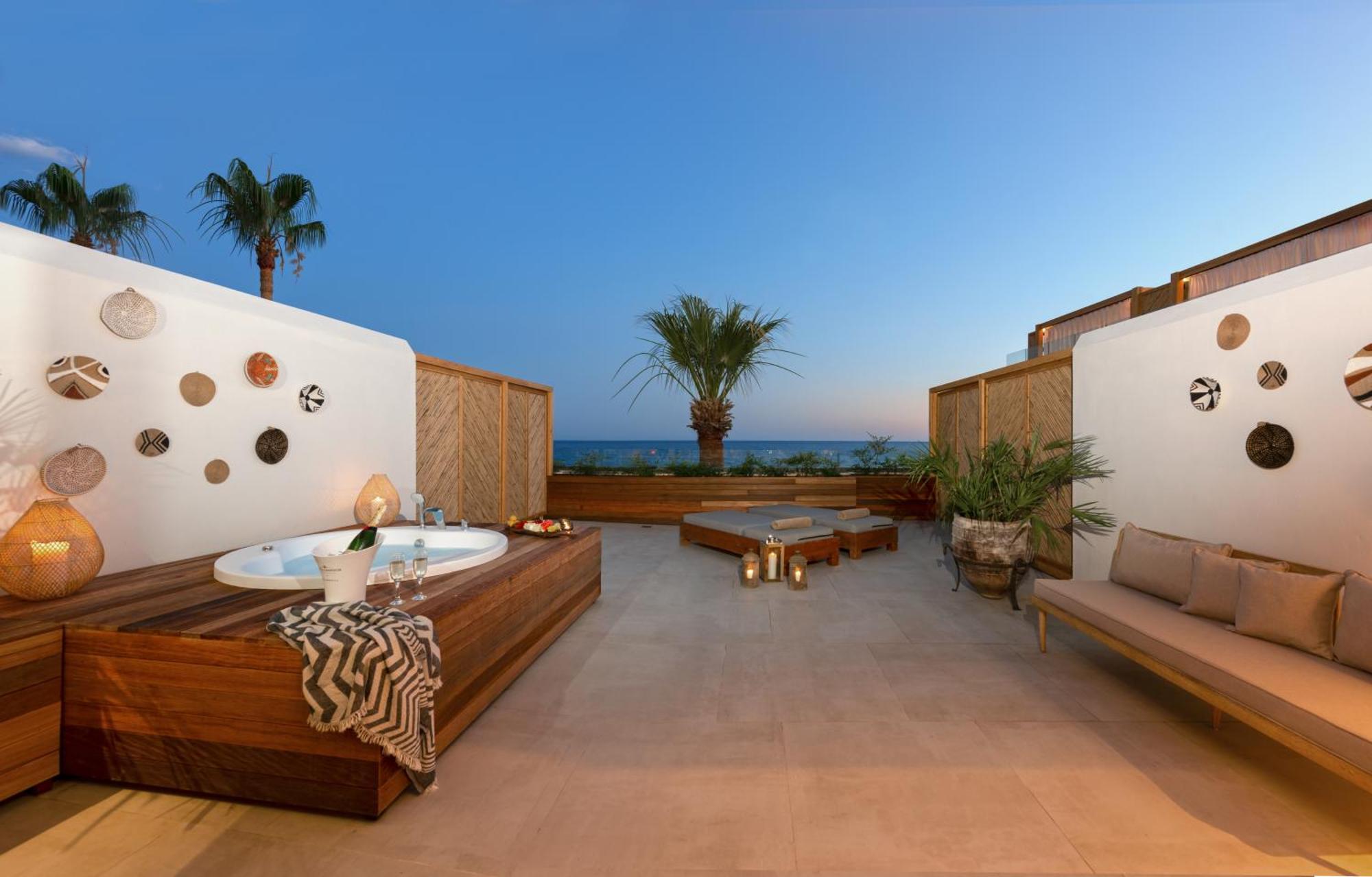 Hotel Day One & - Adult Only 5*