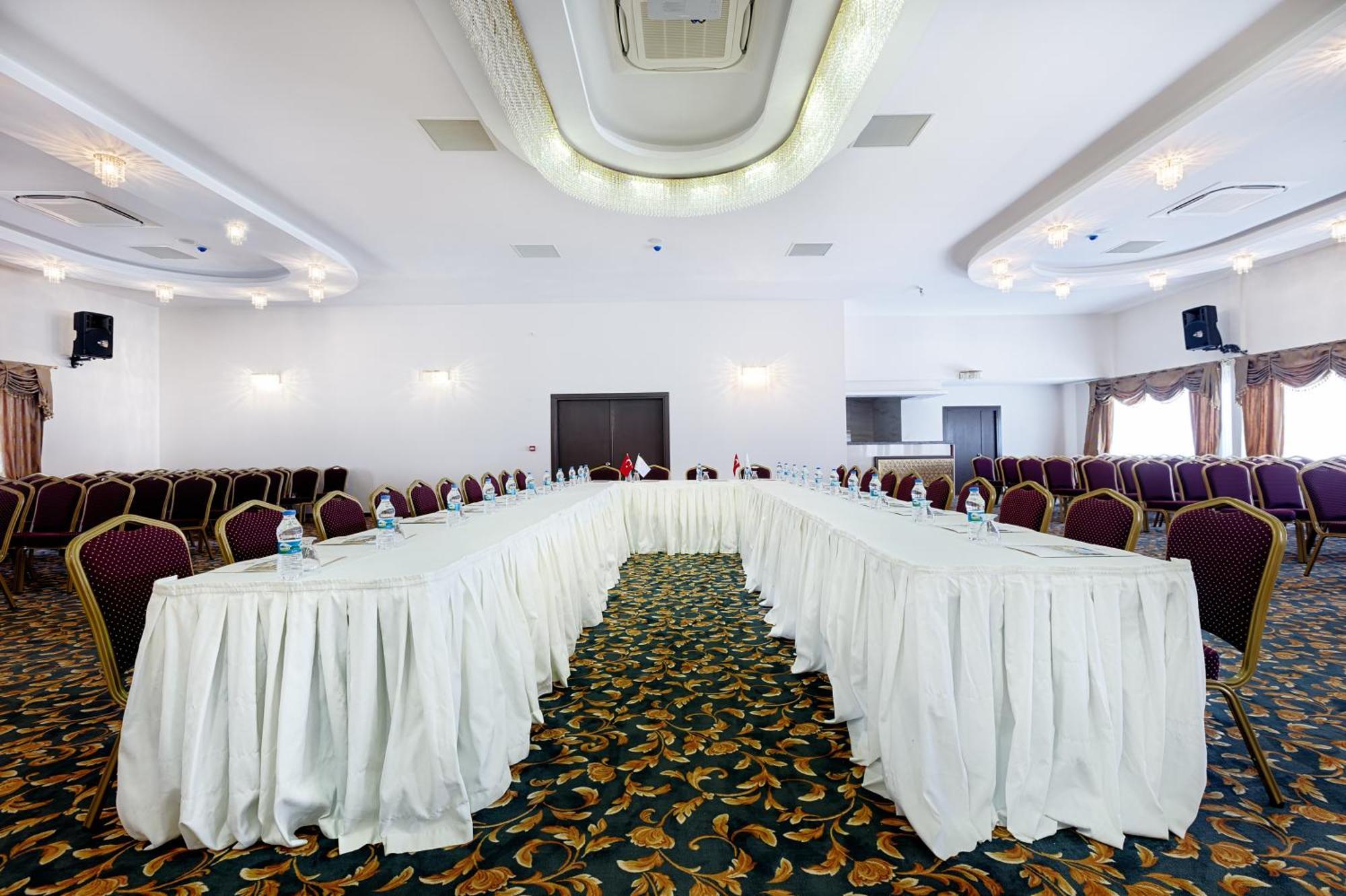 Hotel Kilikya 4*