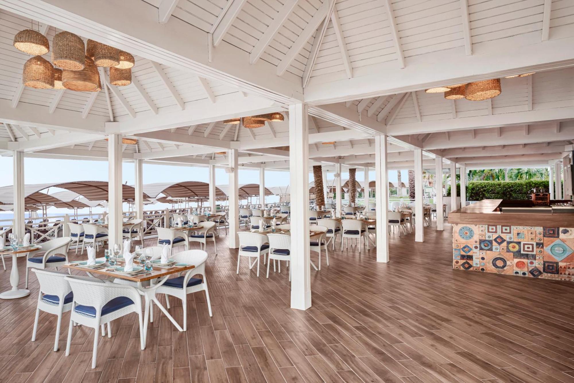Papillon Belvil Village 5*