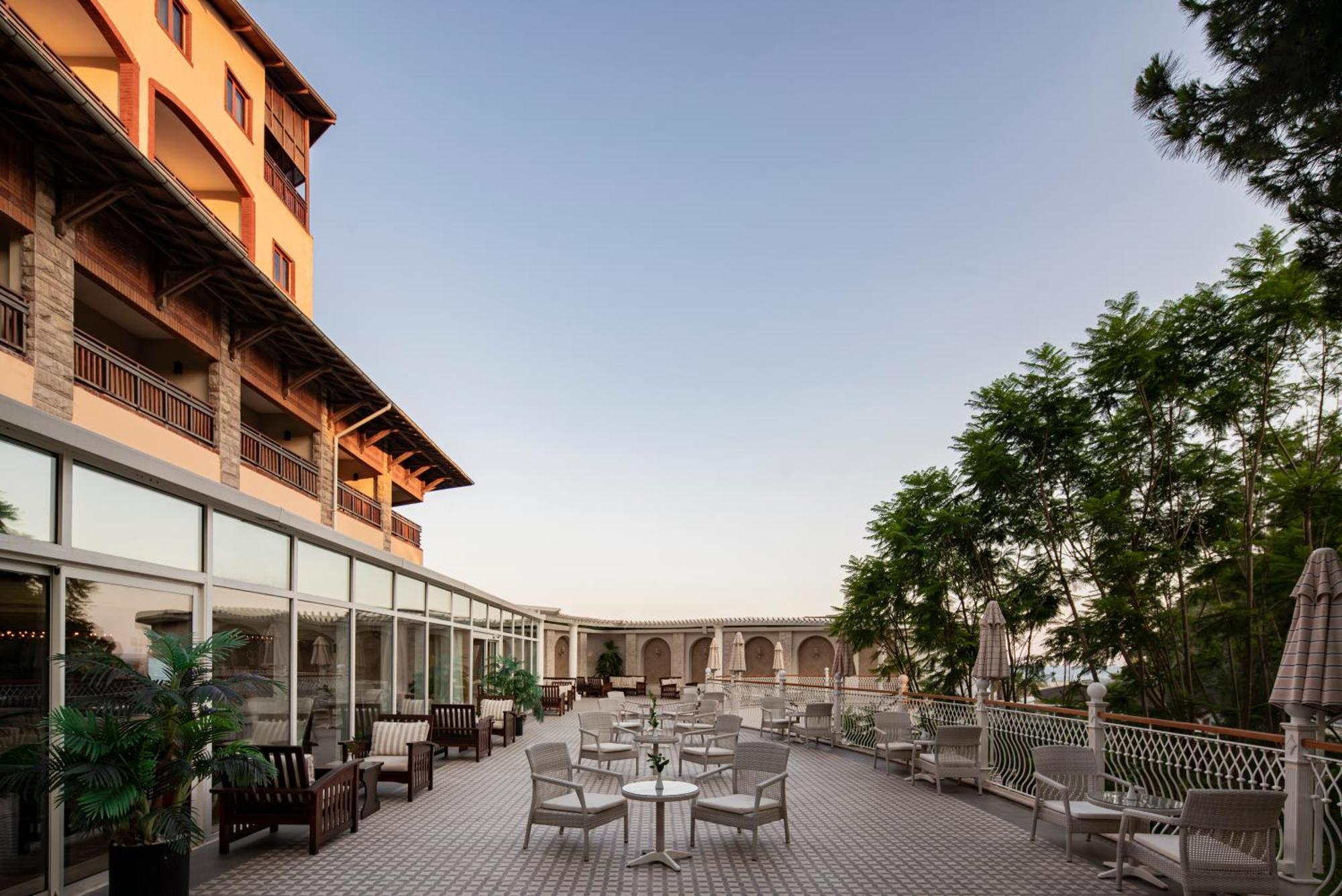 Papillon Belvil Village 5*