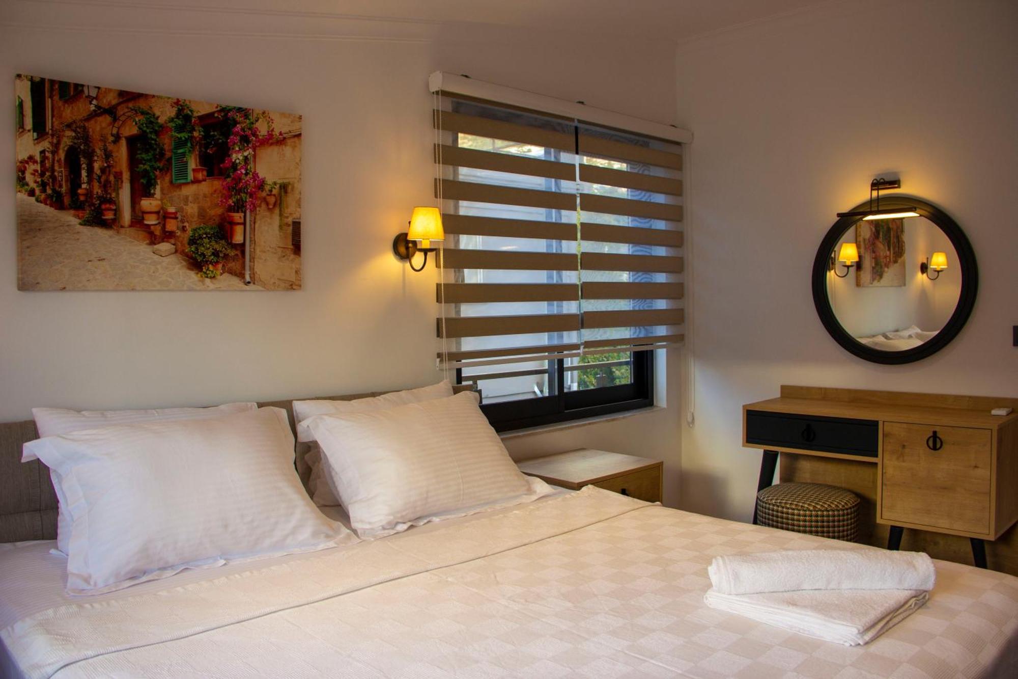 Kaya Apartment