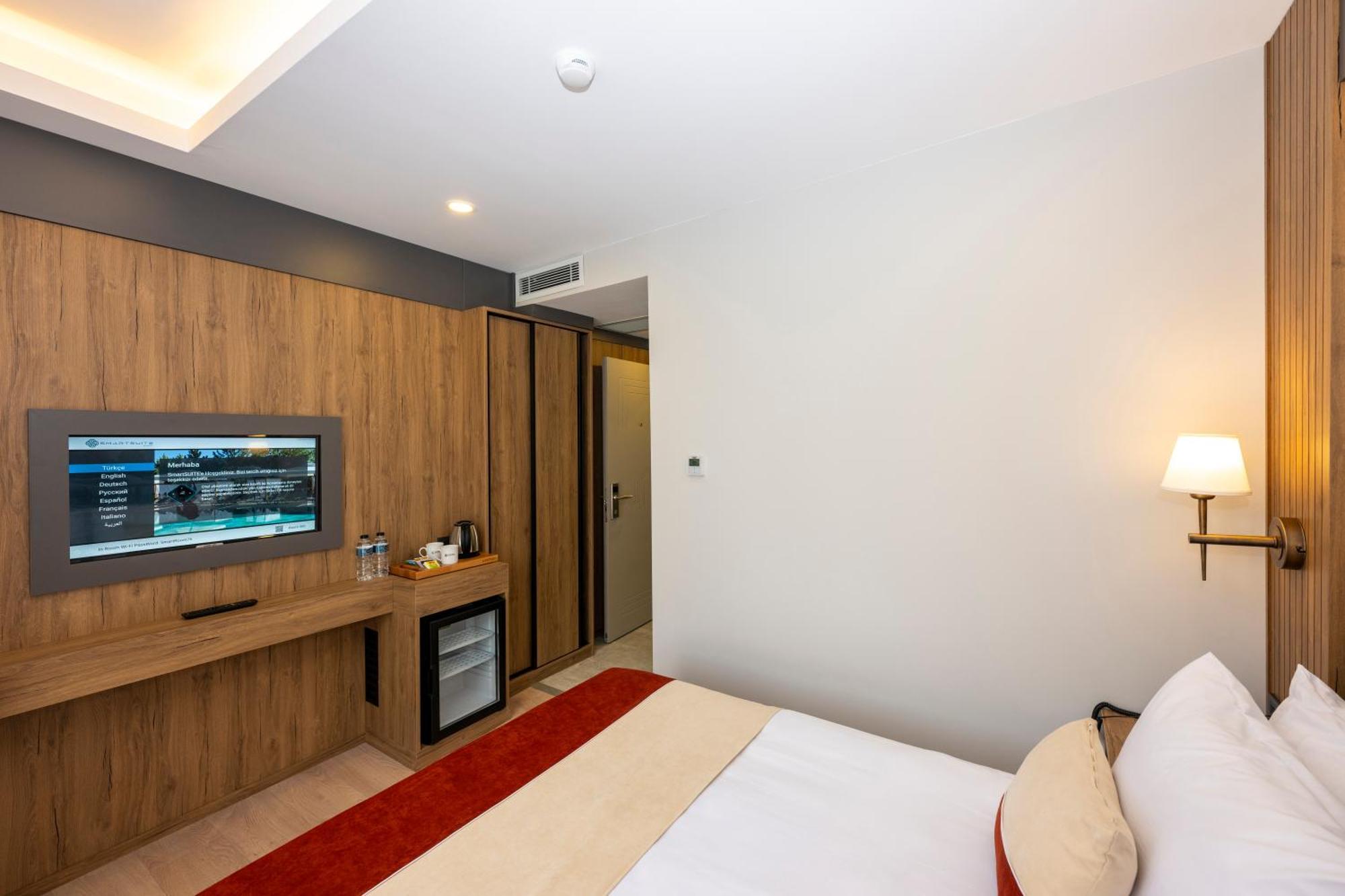 Hotel Harmony & 4*