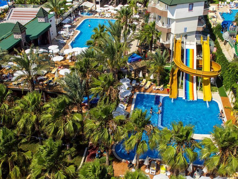 Resort Galeri Okurcalar
