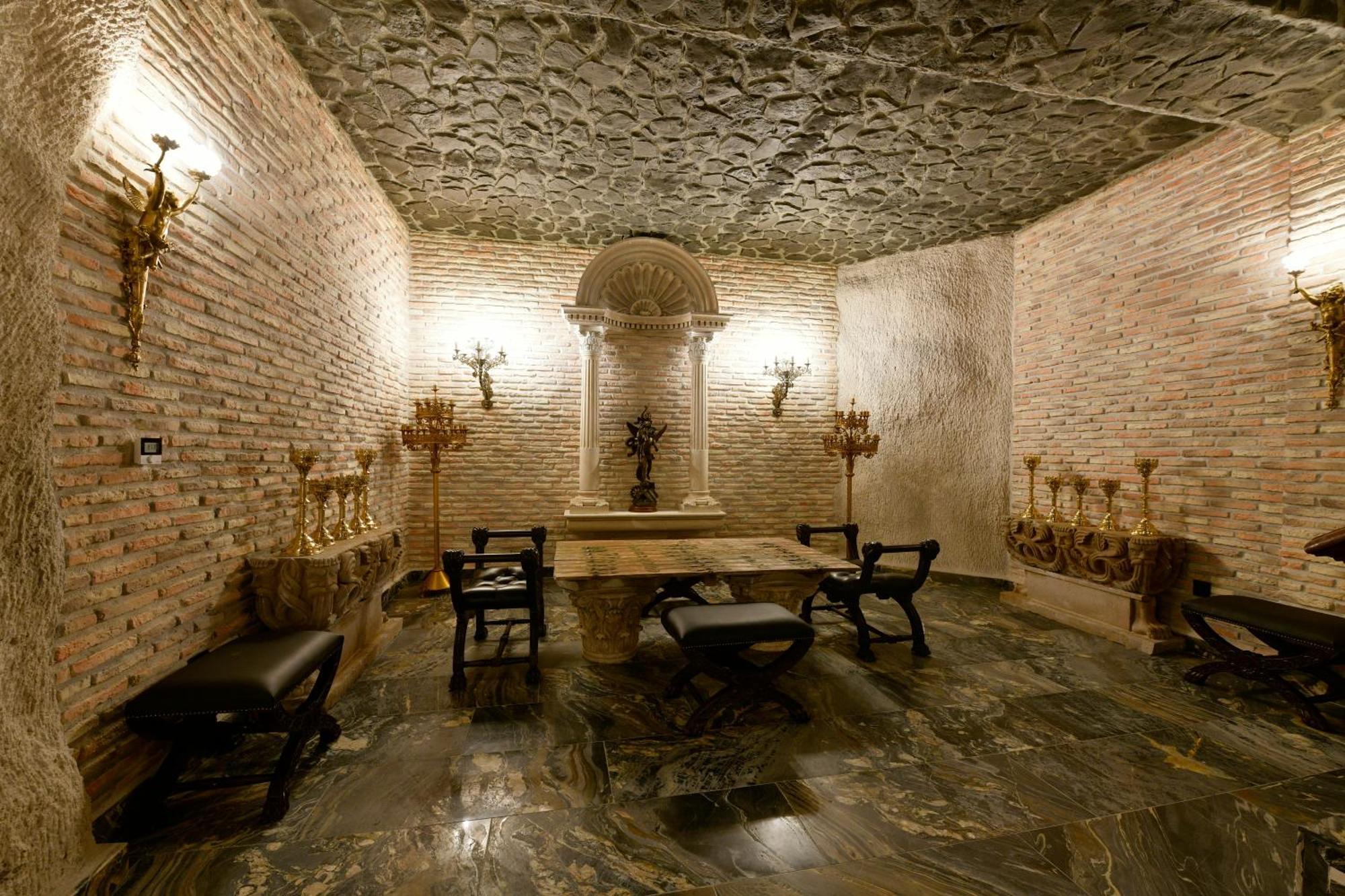 Hotel Sacred Mansion