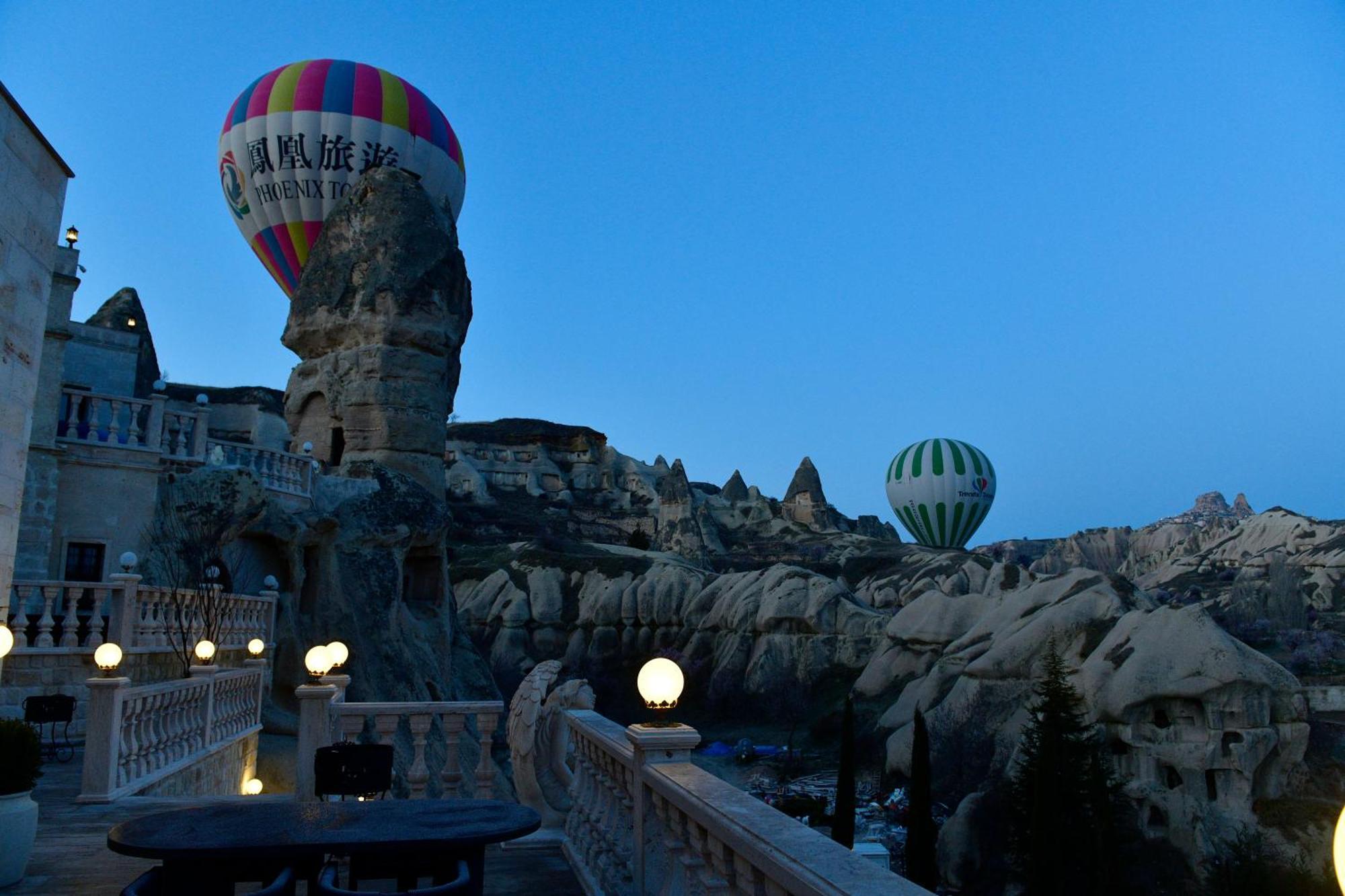 Sacred Mansion Hotel