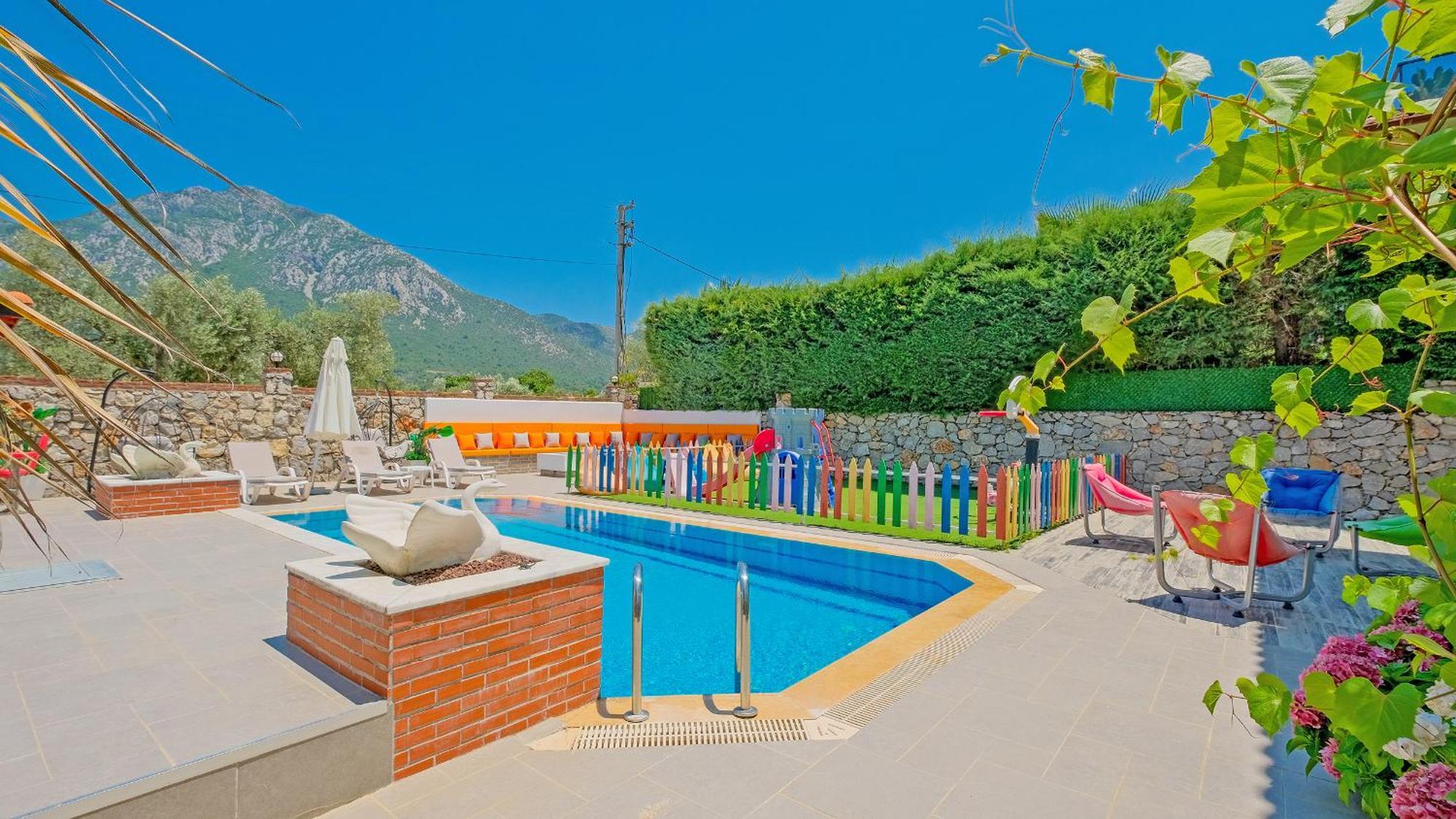 Villa Xclusive *