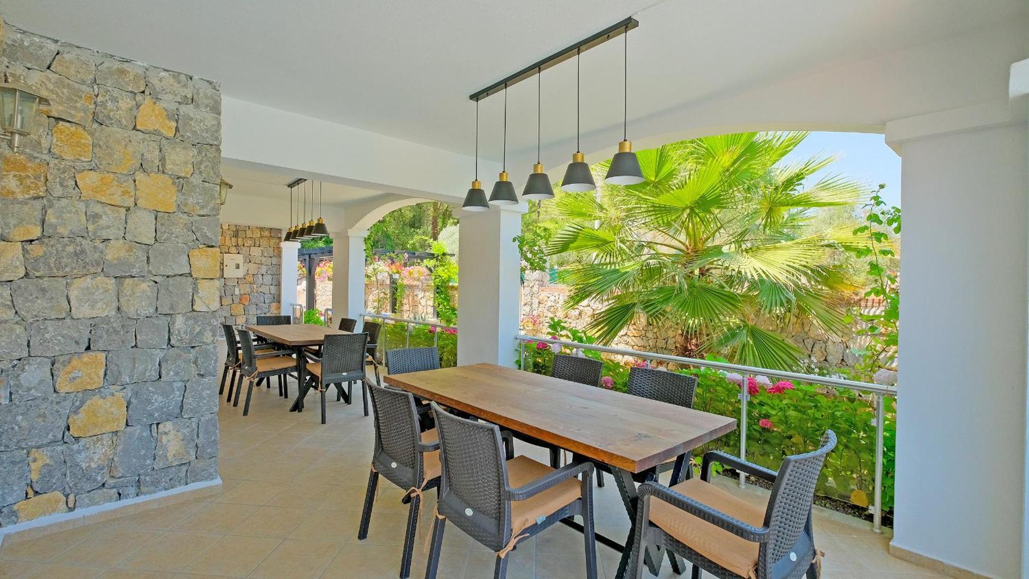 Xclusive Villa *