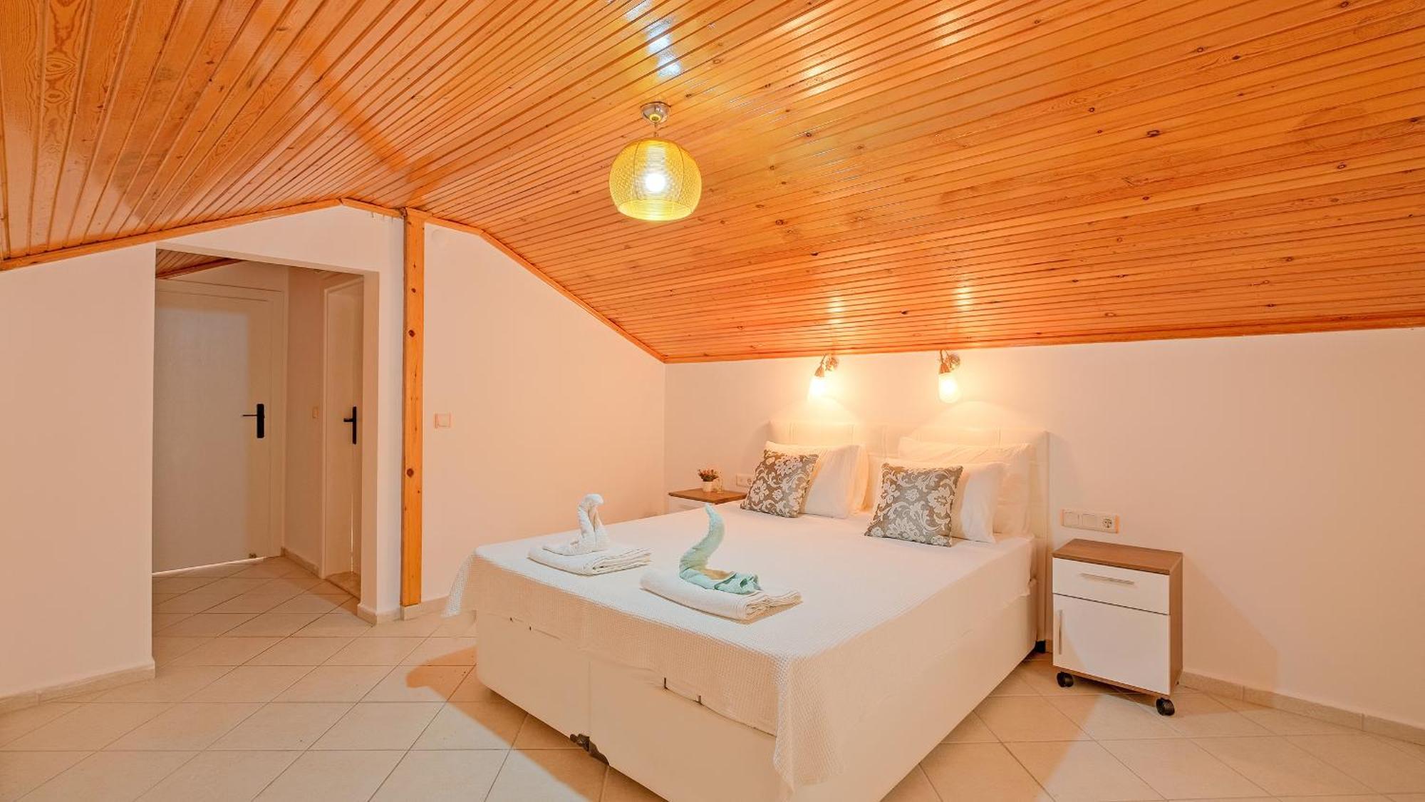 Xclusive Villa