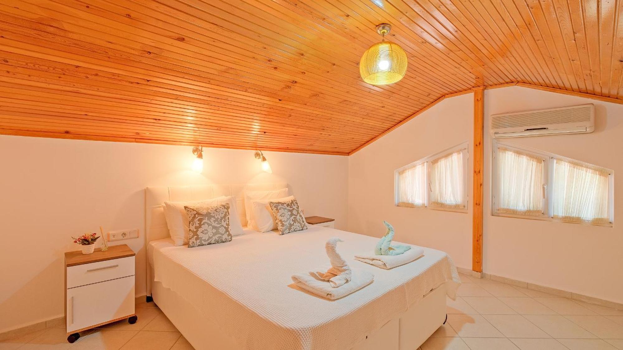 Xclusive * Uzumlu (Aegean)