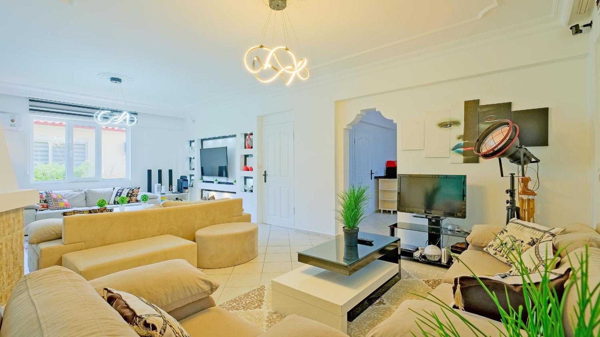 Xclusive Villa *