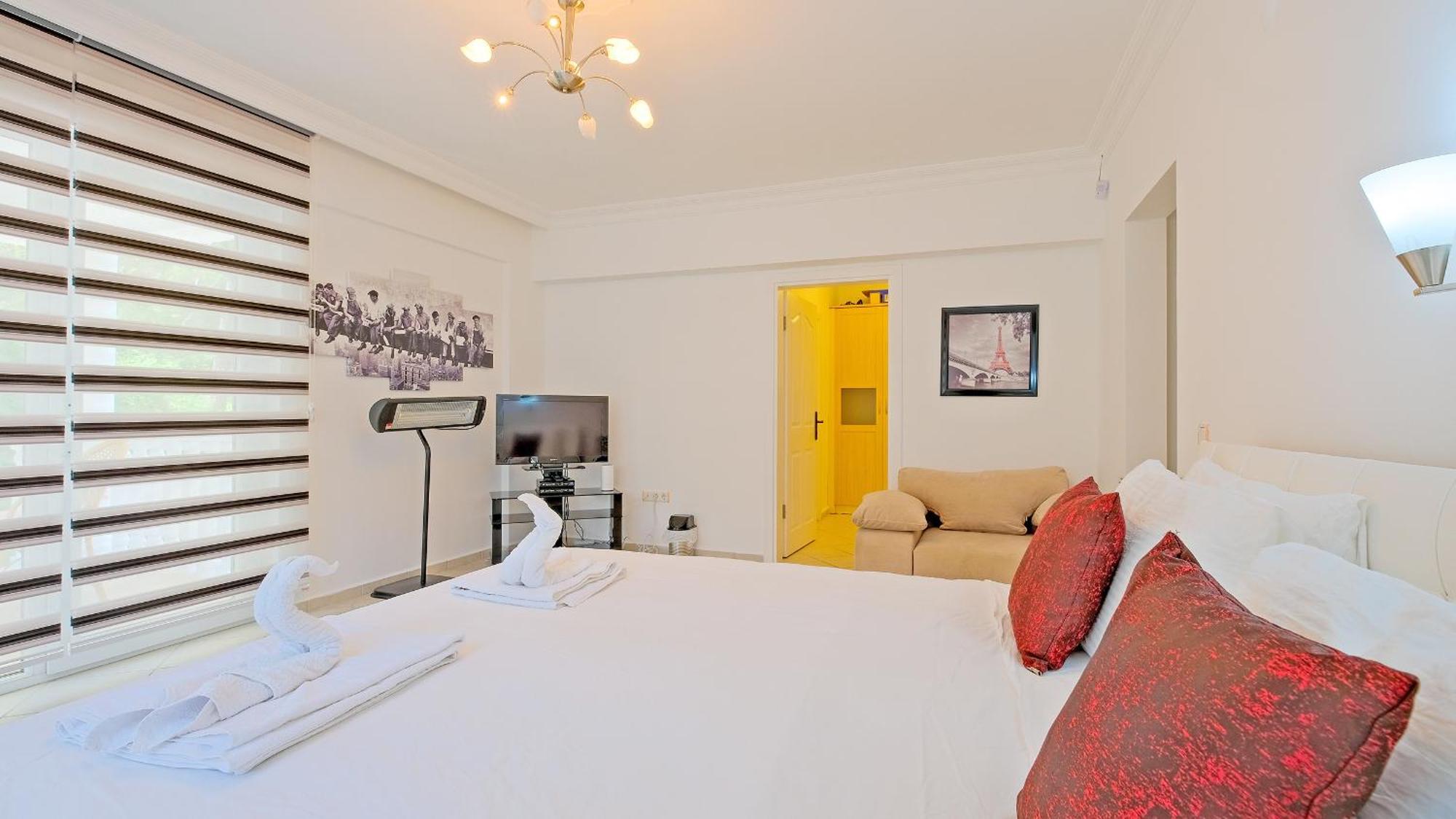 Villa Xclusive