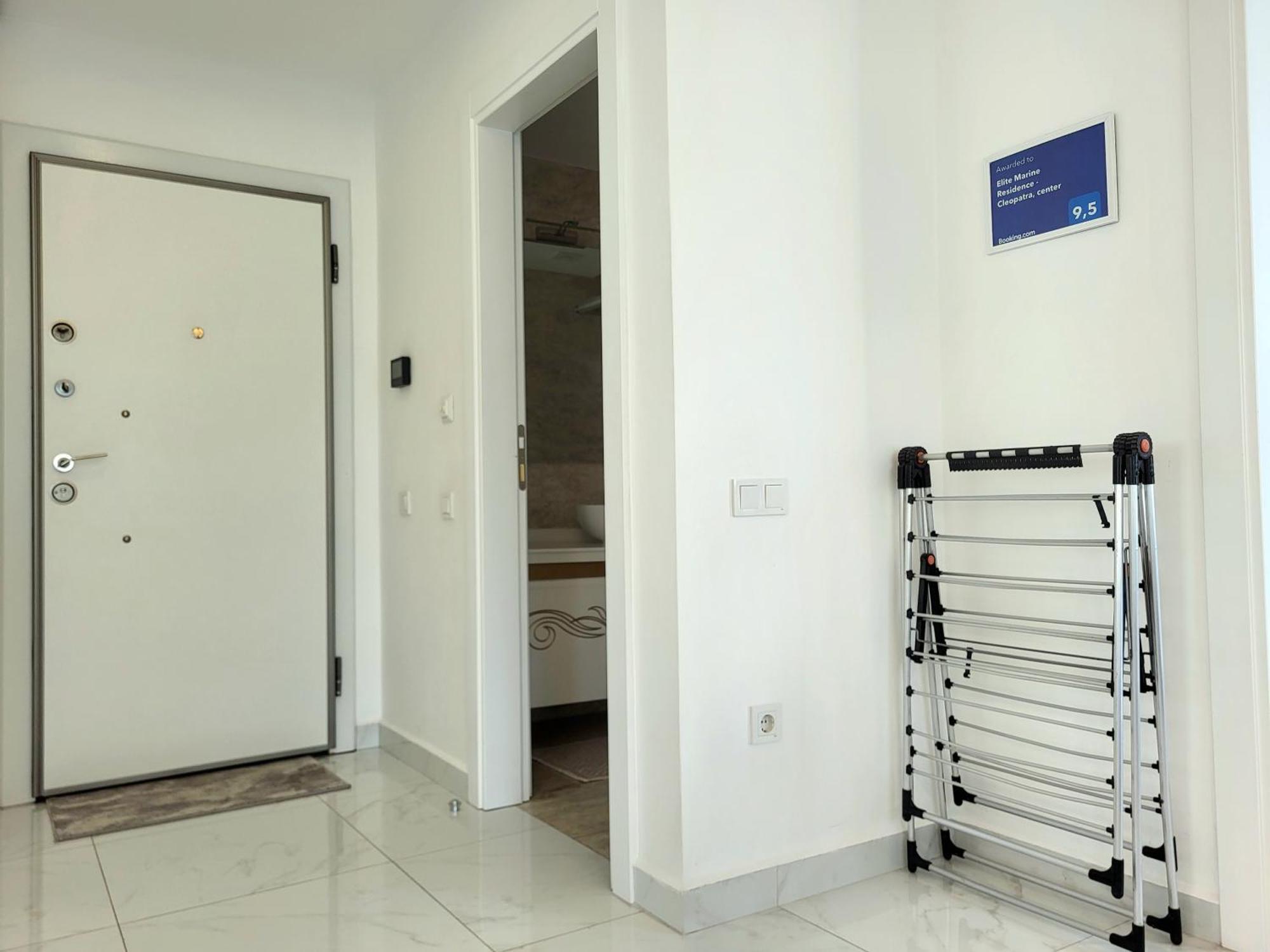 Elite Marine - Cleopatra, Center Apartment *