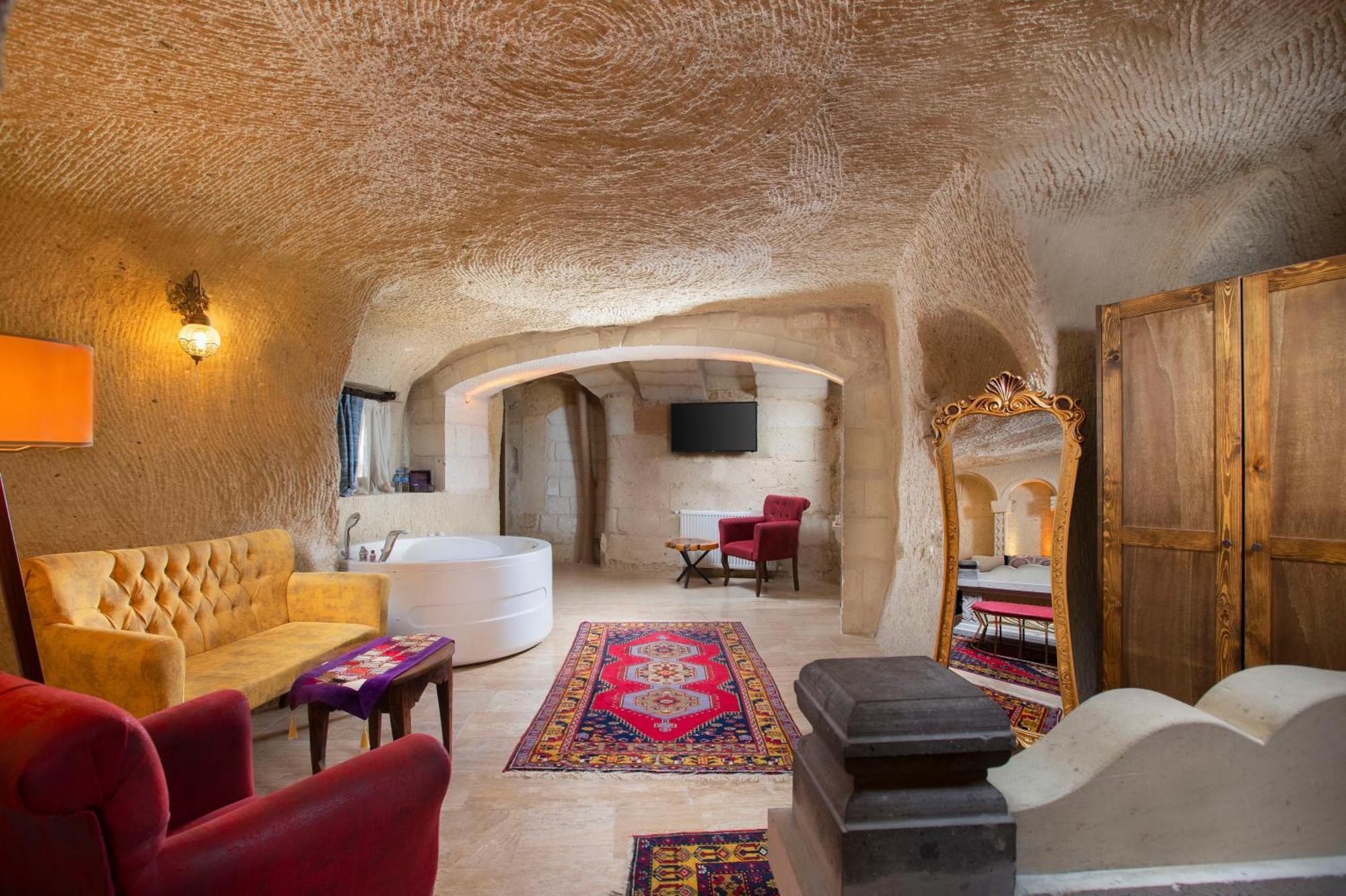 Carna Cave Cappadocia 3*