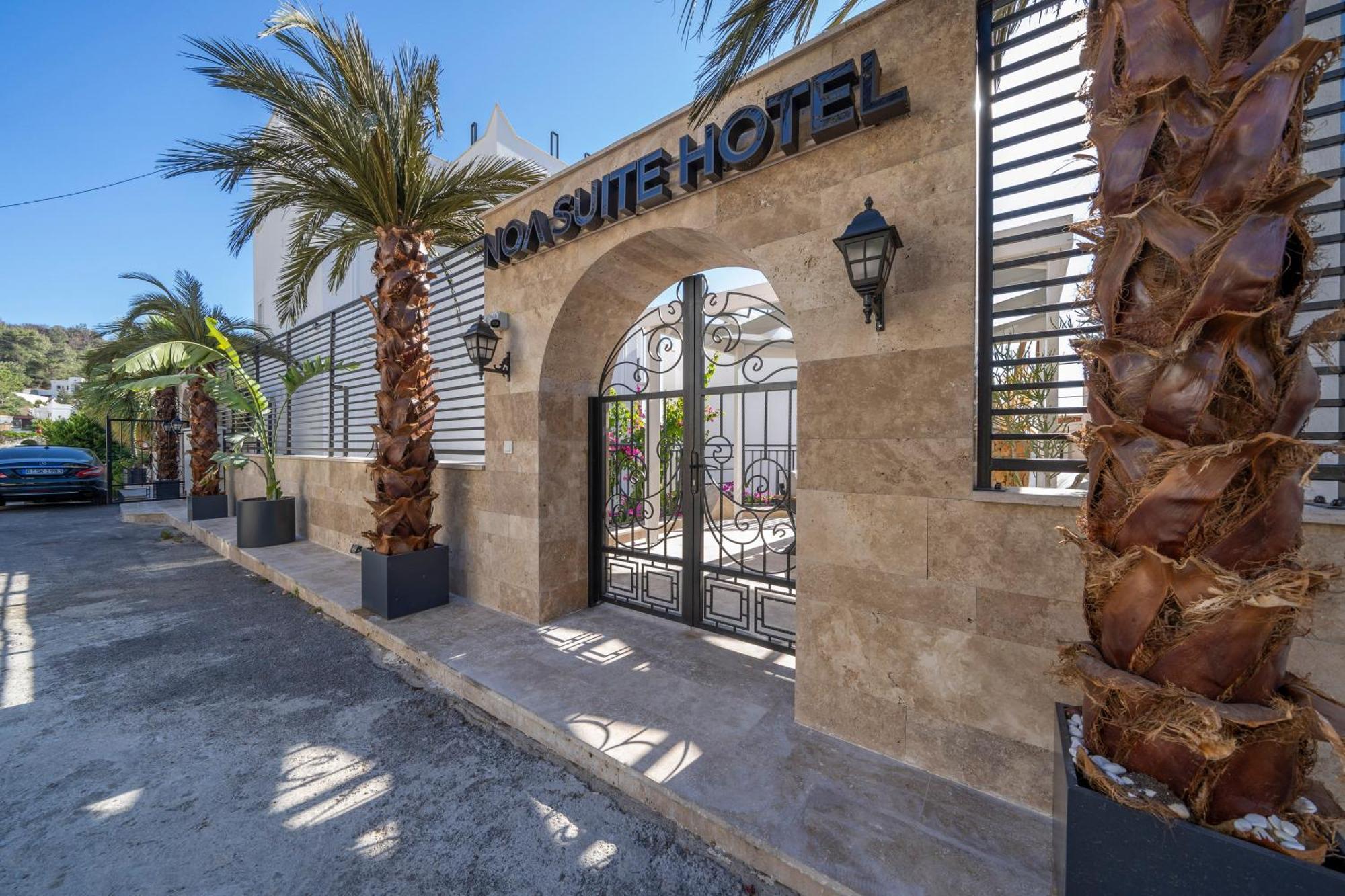 Noa Only Adult Aparthotel