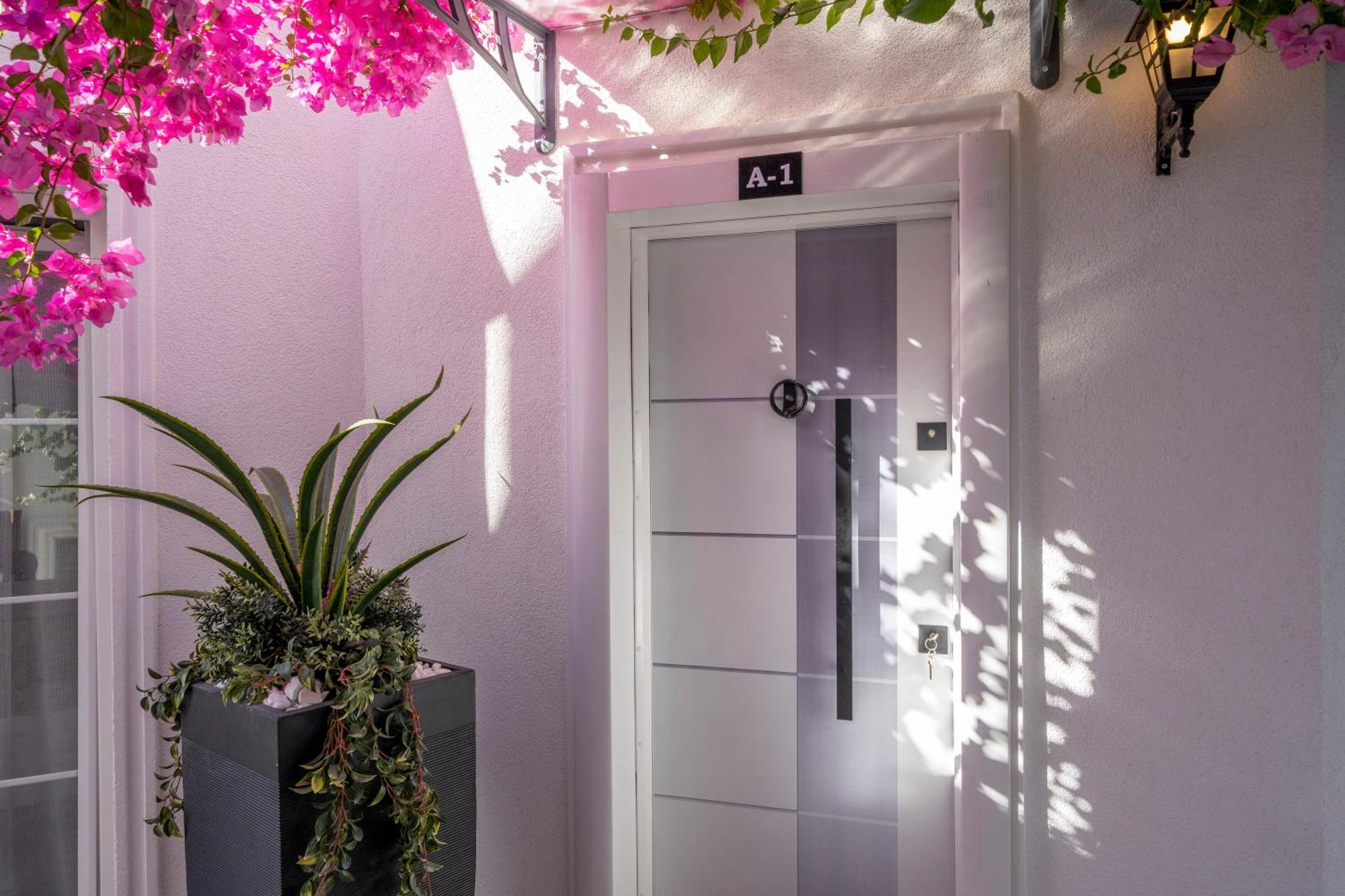 Aparthotel Noa Only Adult *