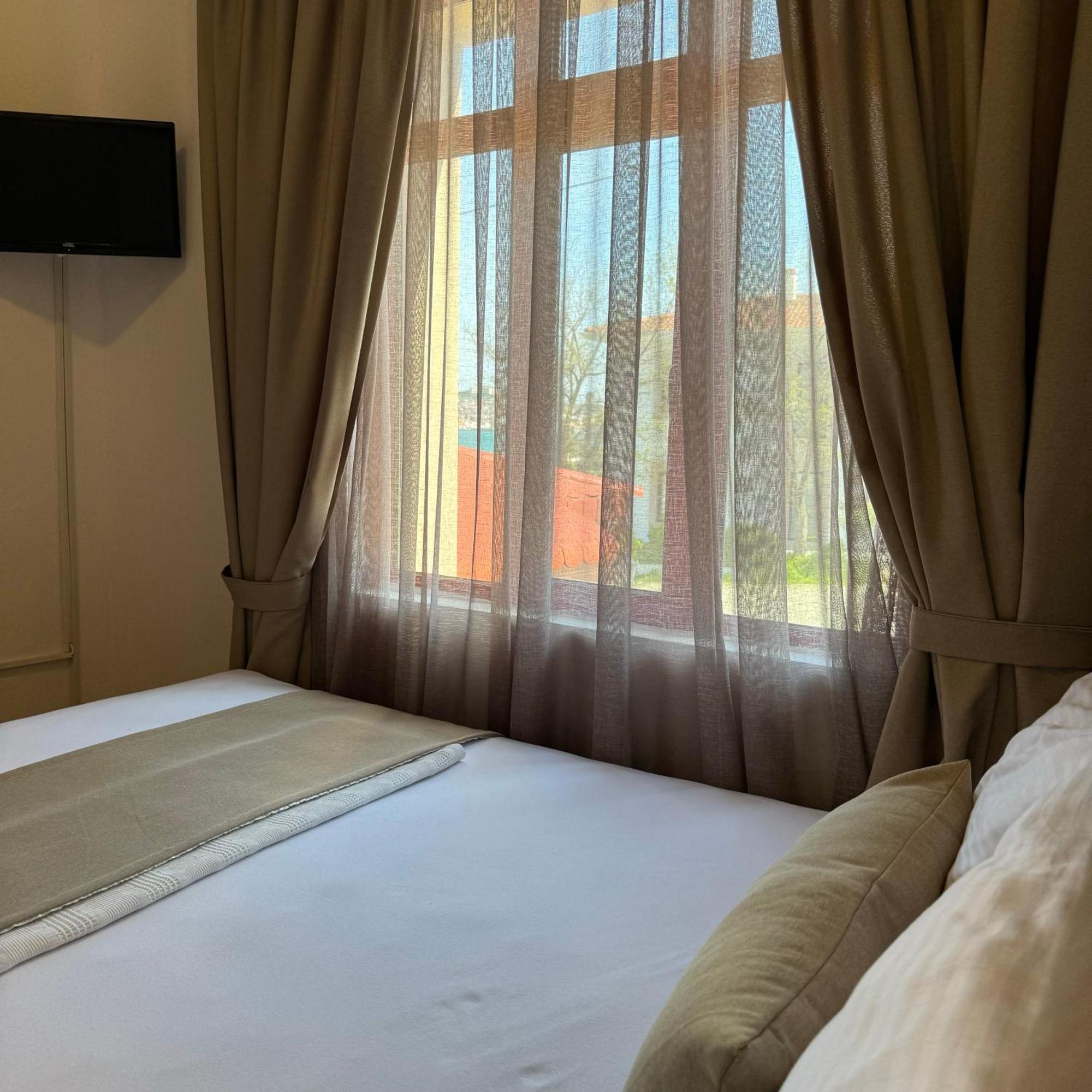 Soezer Hotel