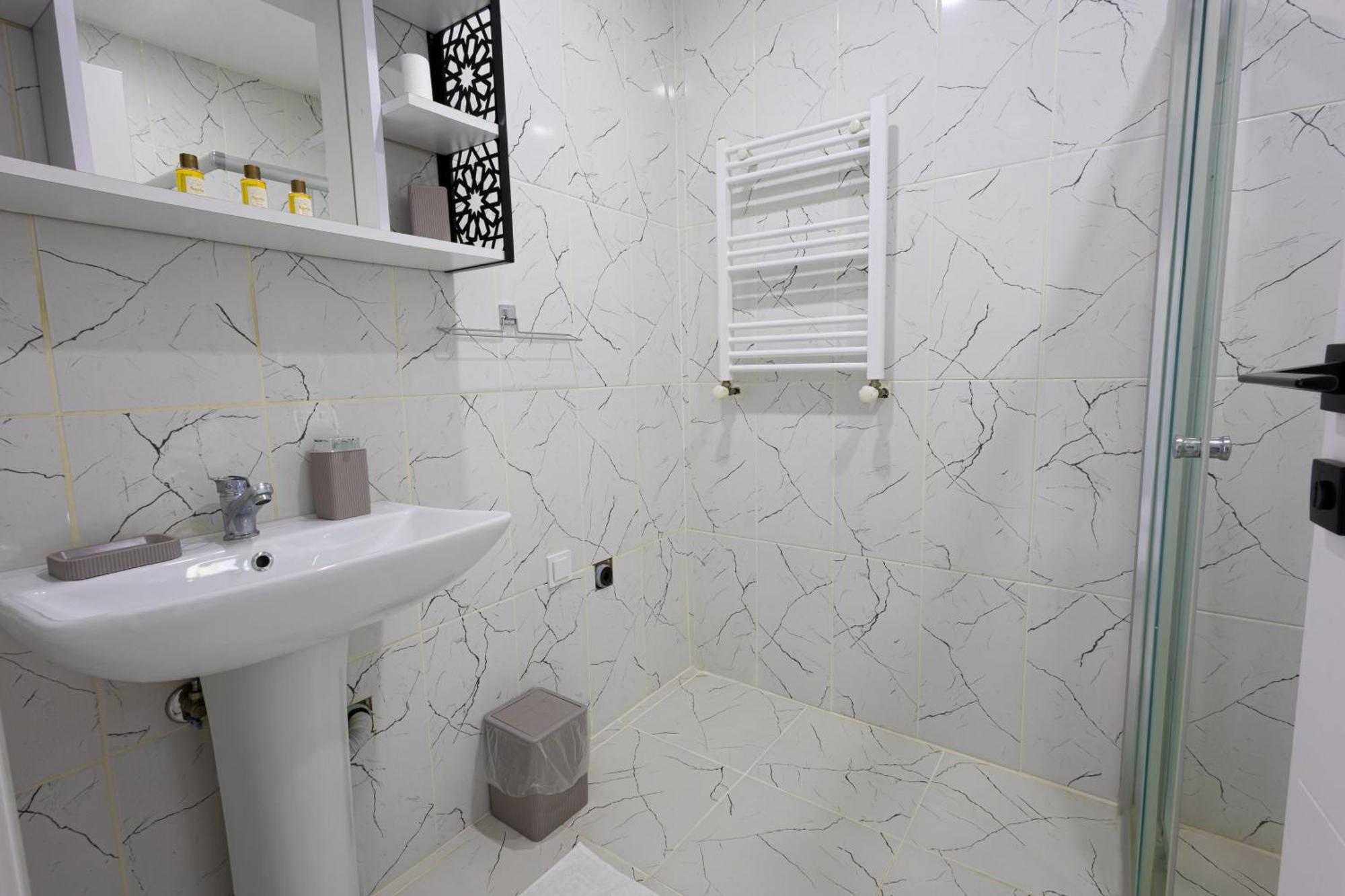 Aparthotel Zal *