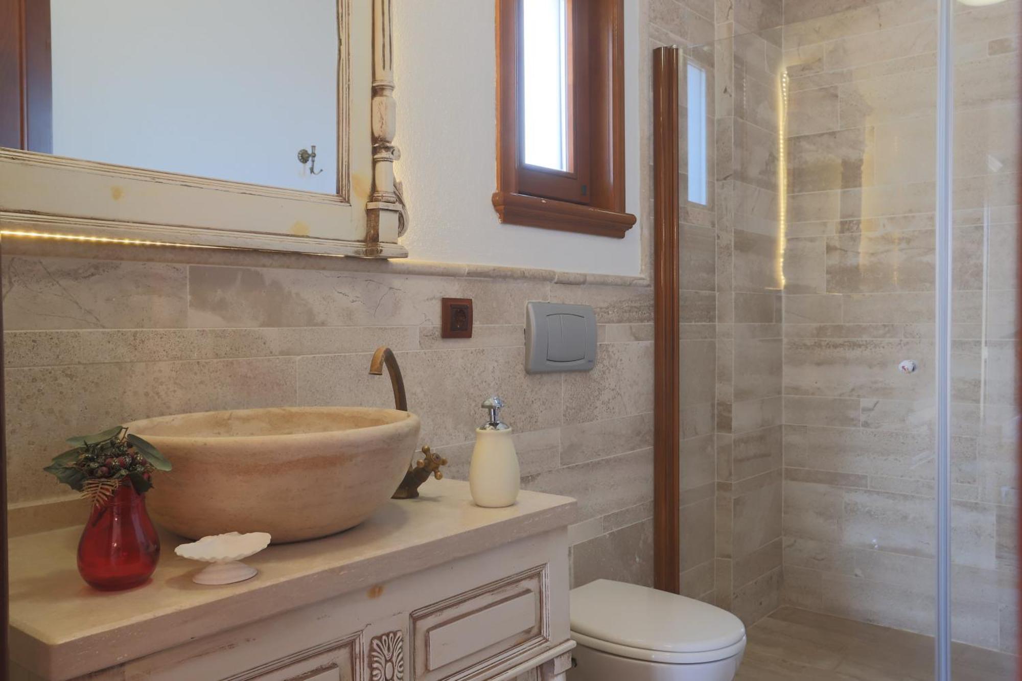 Tas Bahce Cunda Hotel *