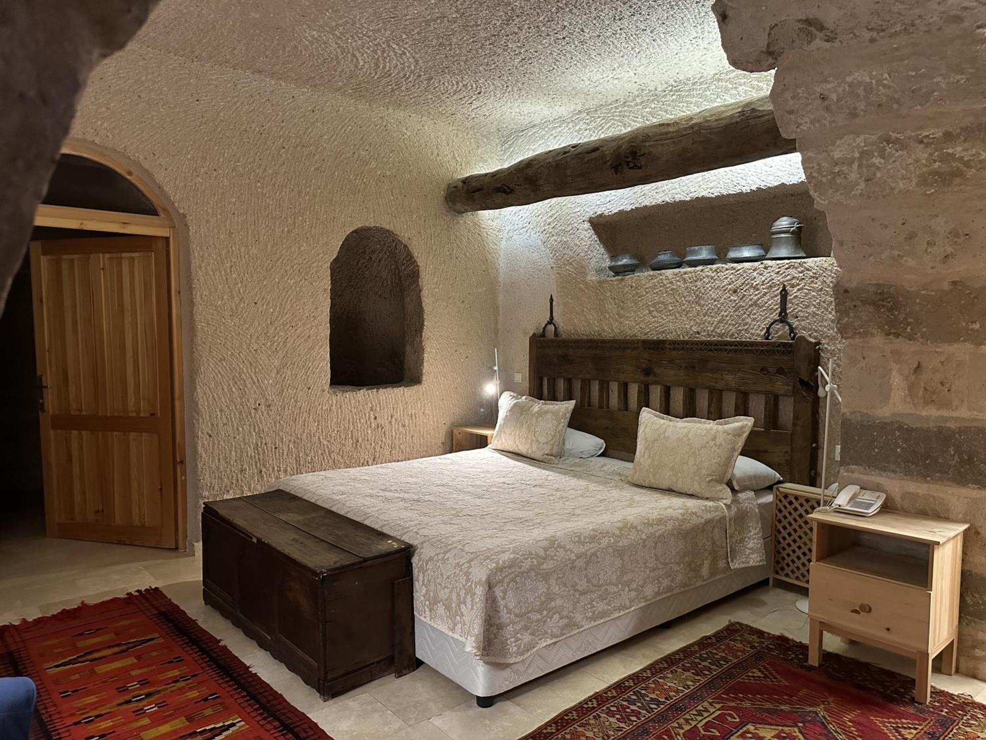 Kistar Cave Hotel