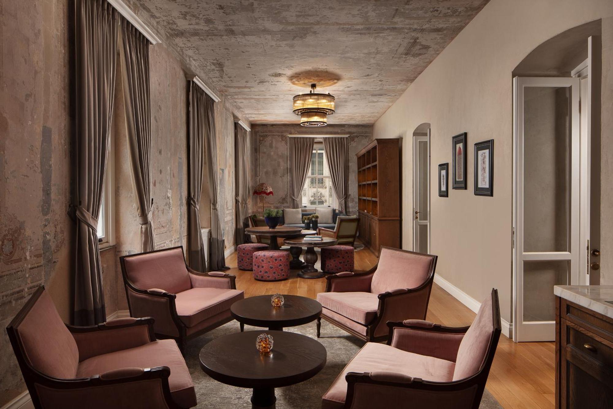 Adahan Decamondo Pera, Autograph Collection Istanbul