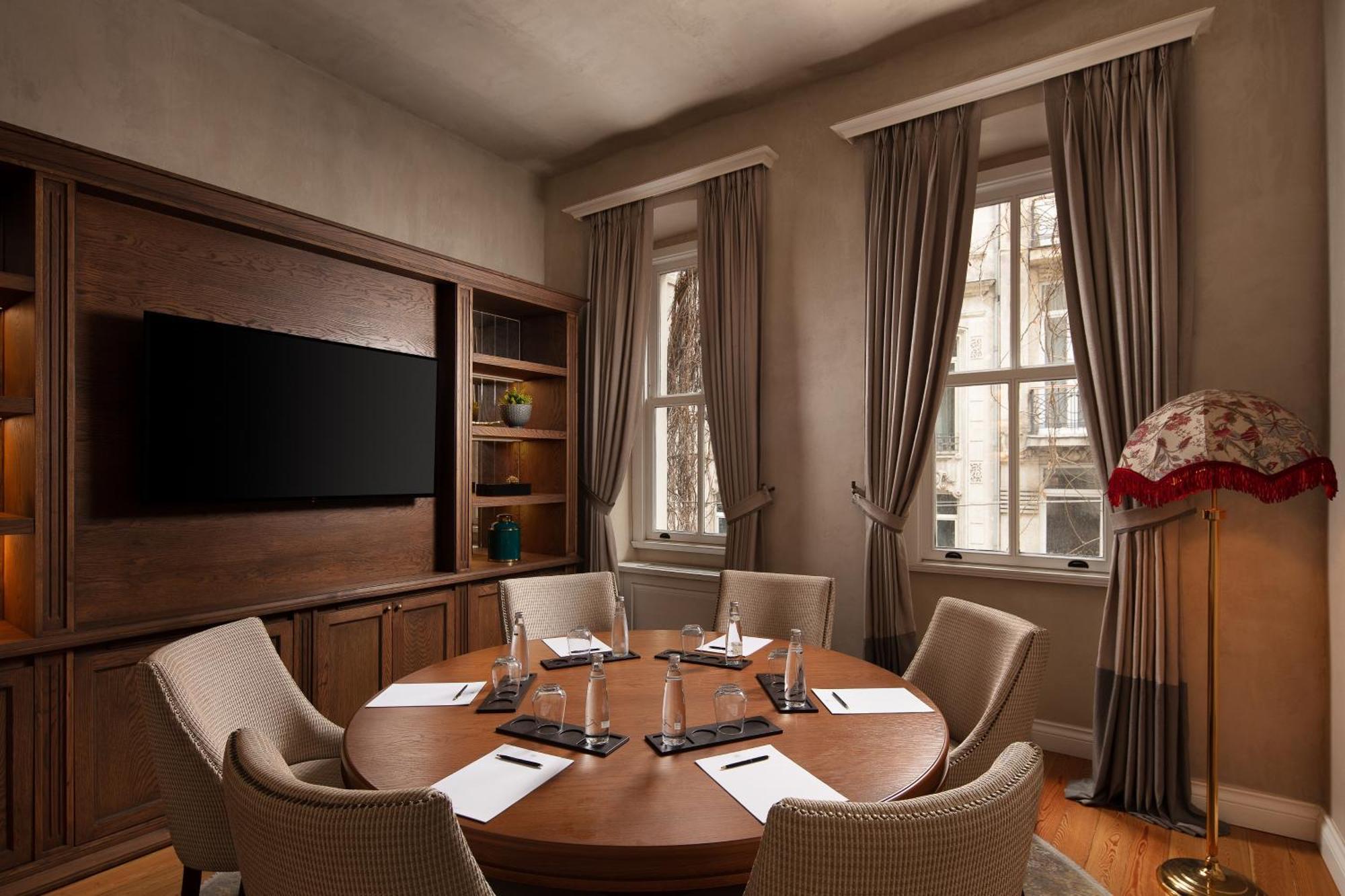 Hotel Adahan Decamondo Pera, Autograph Collection 5*