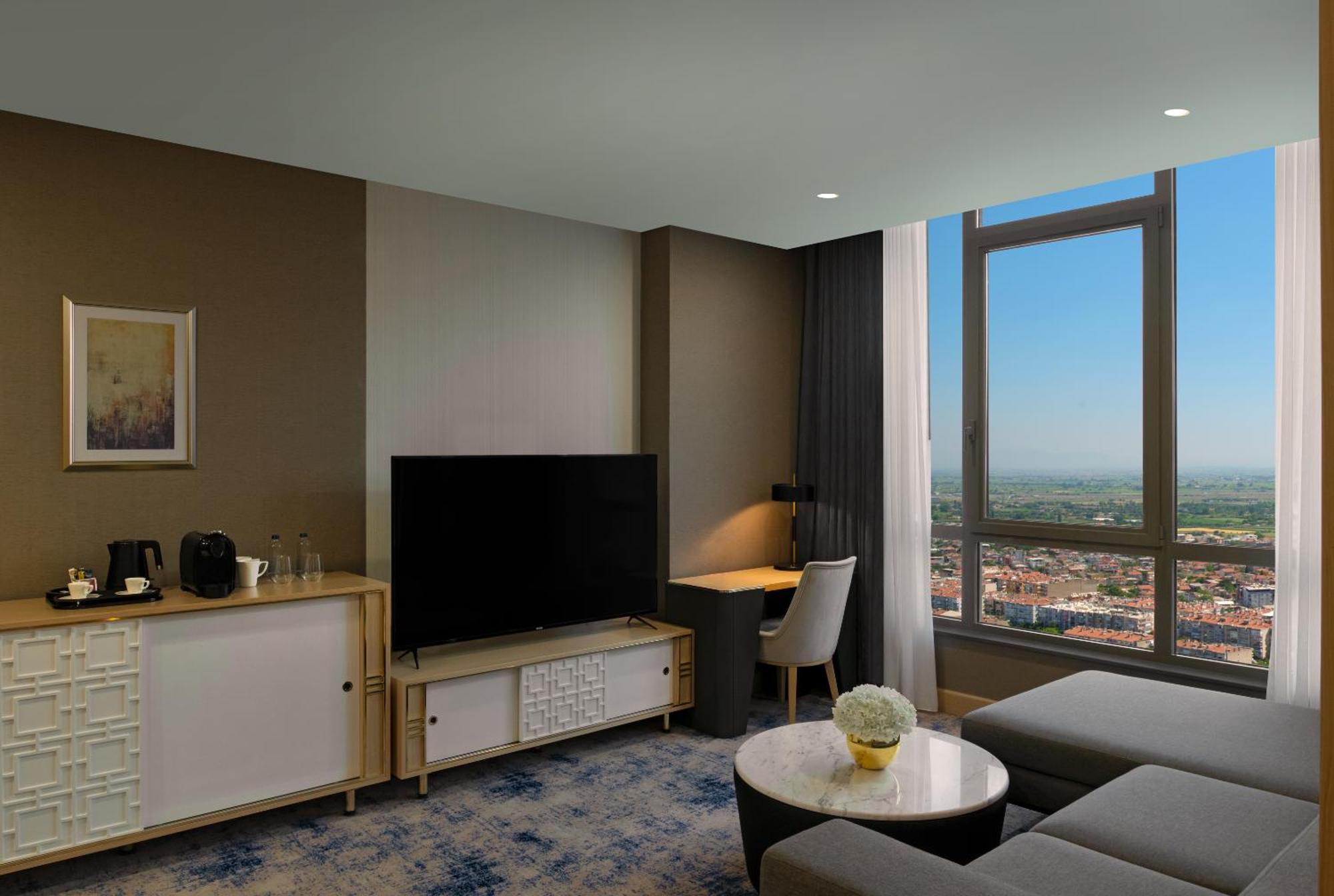 Doubletree By Hilton 5*