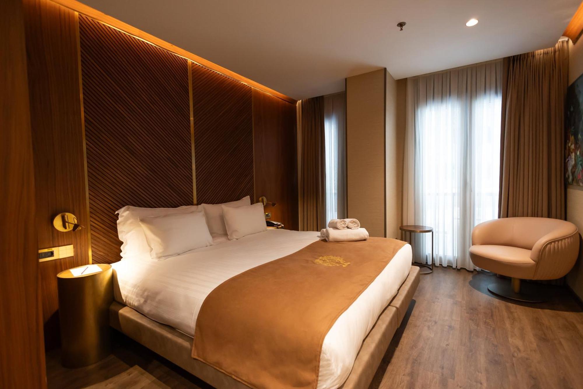 Kate Special Class & Hotel