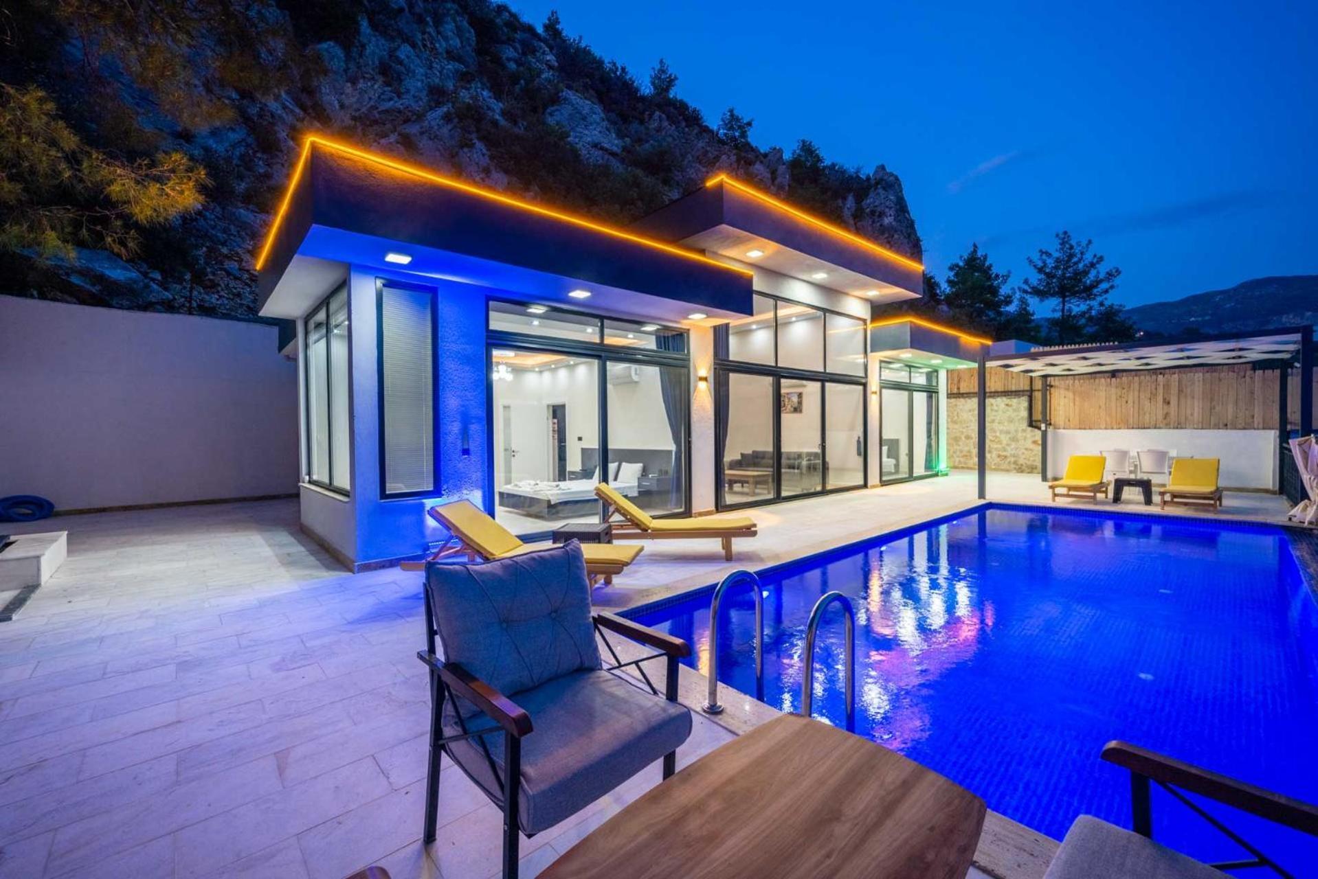 Villa Huzurlu *