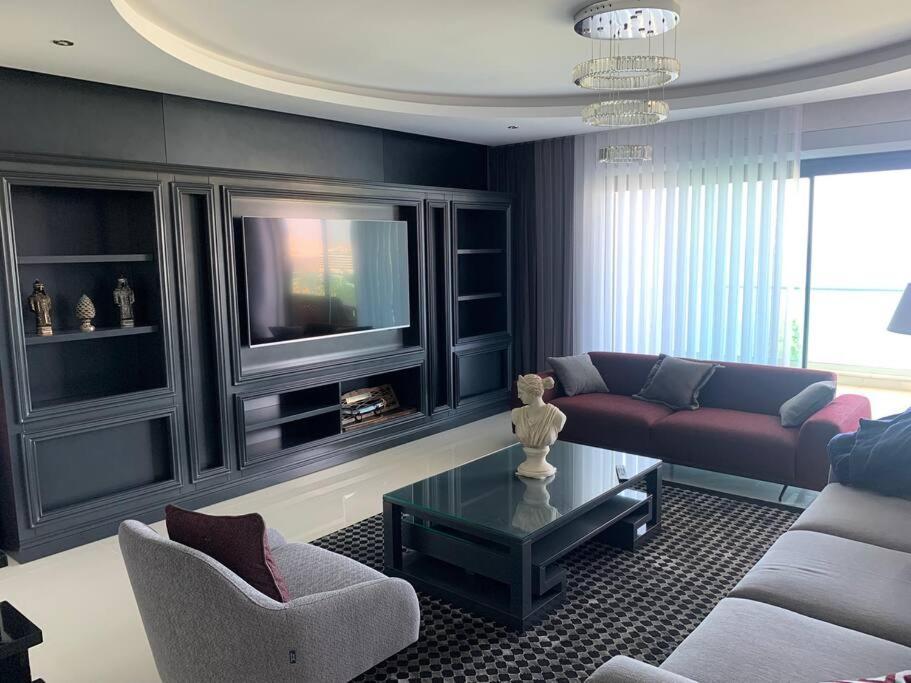 Apartment Luxury Penthouse With Amazing Sea View First Row Alanya
