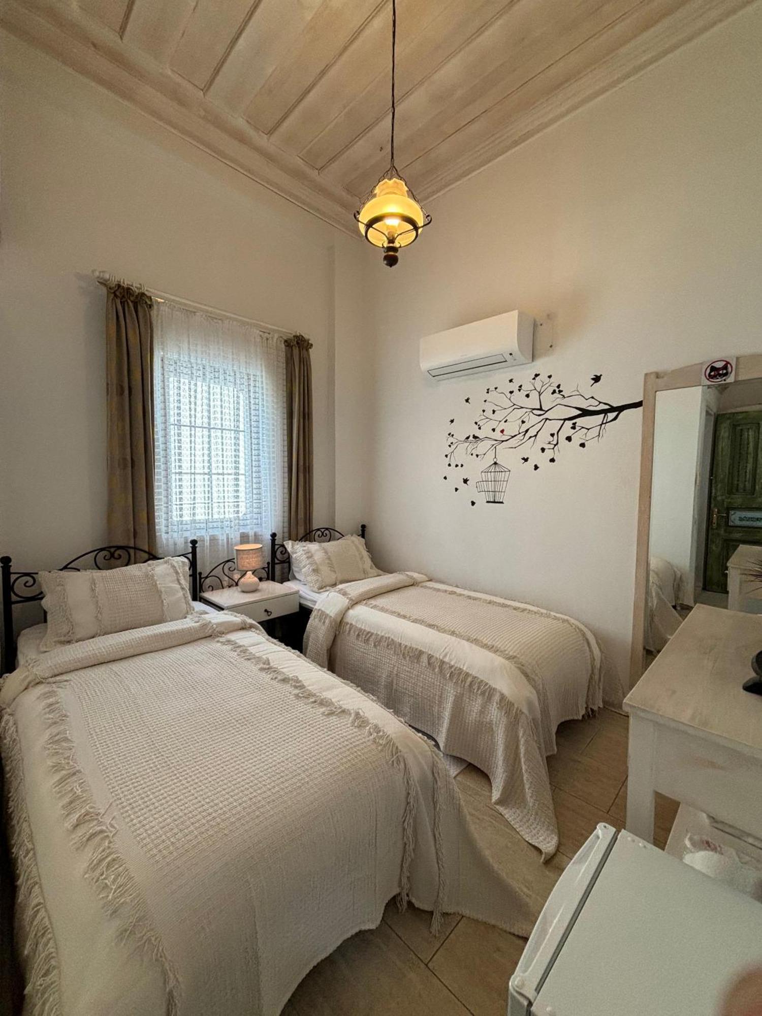 Zeynep Guest house 2*