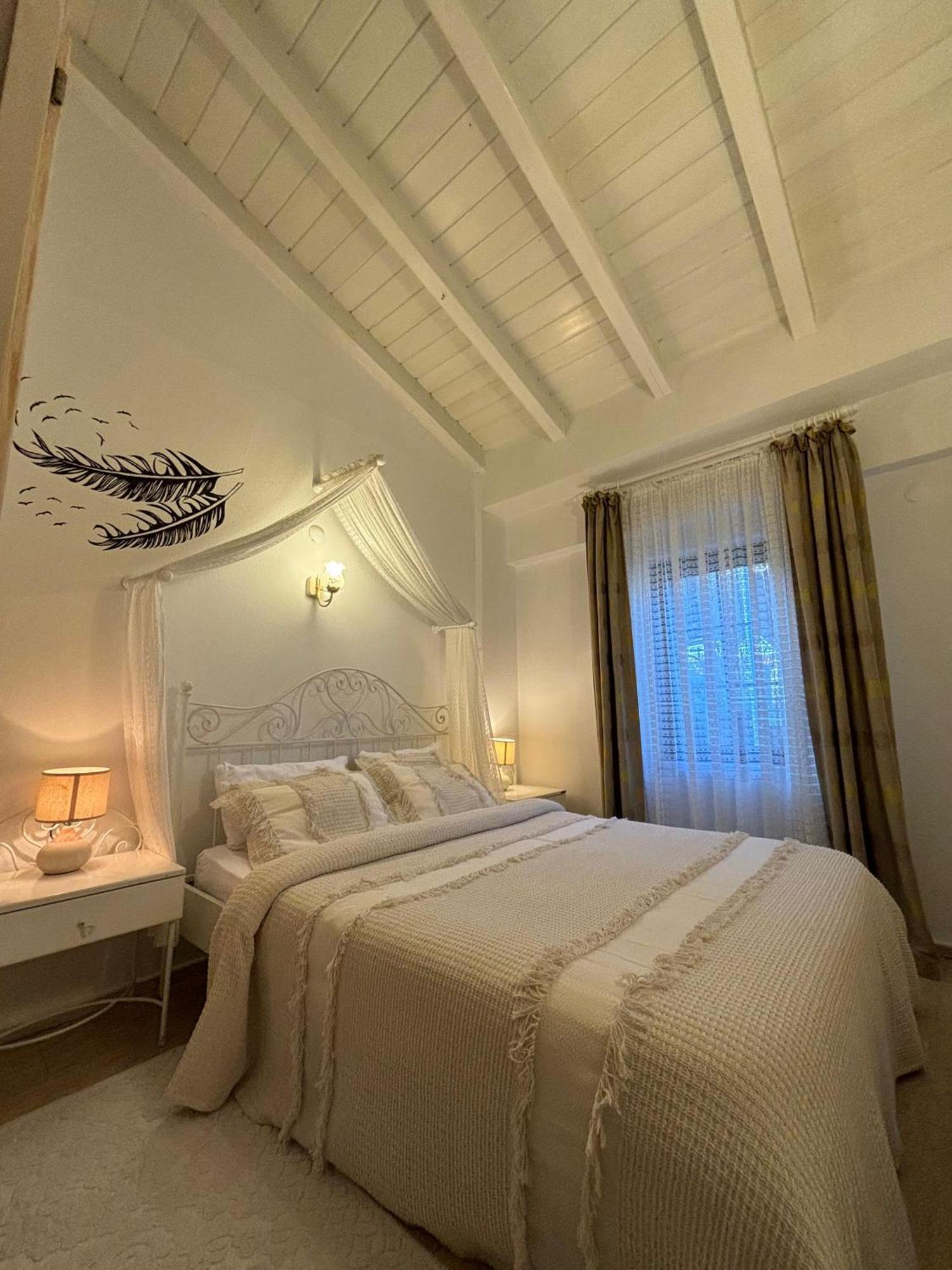 Guest house Zeynep 2*