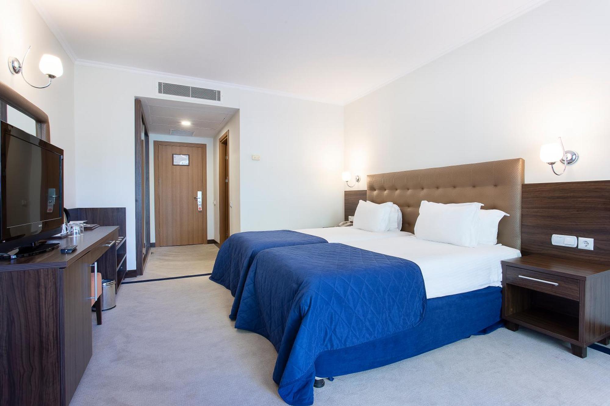 Pine 5* Belek