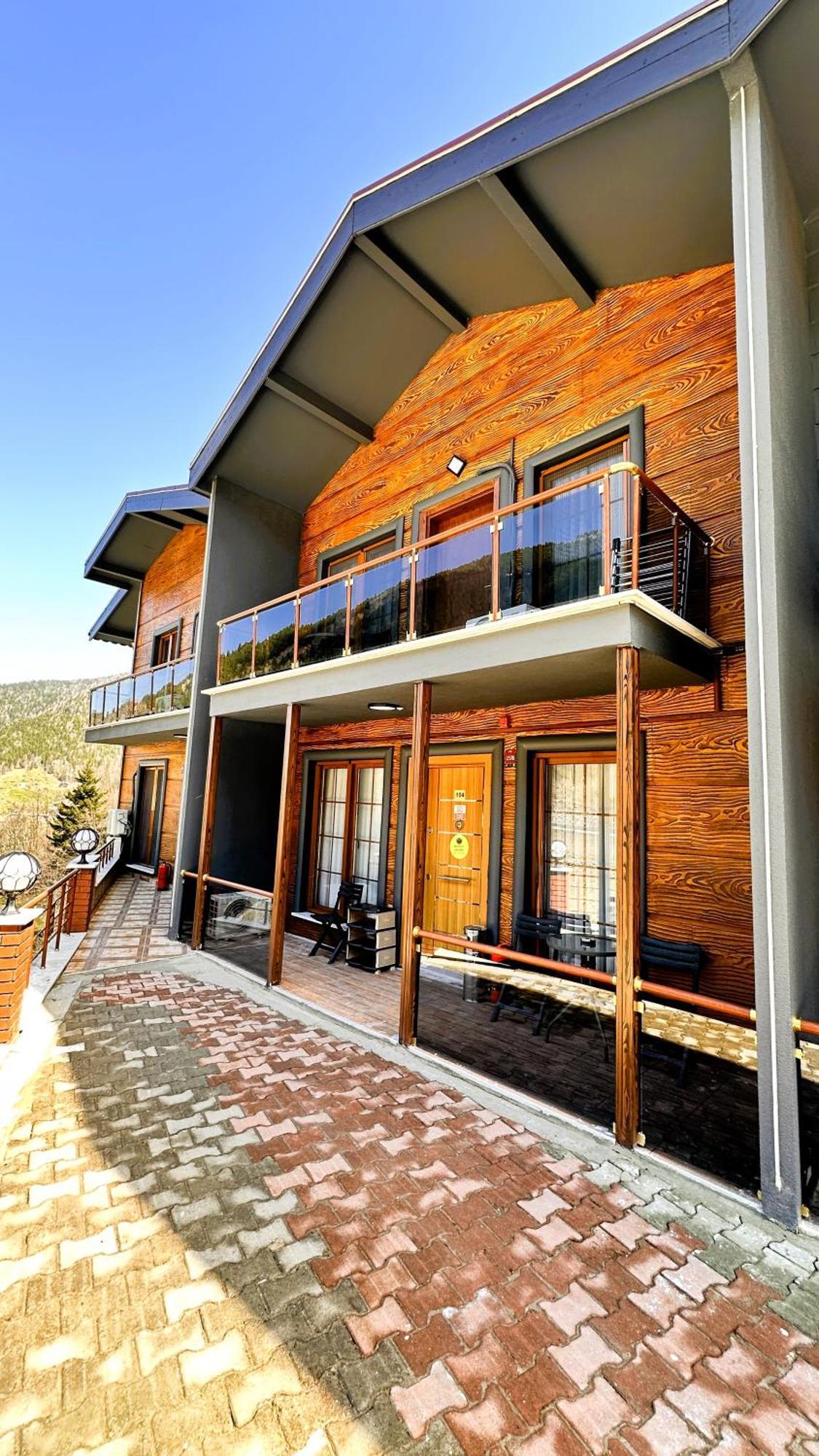 Cinar Aparthotel Uzungol