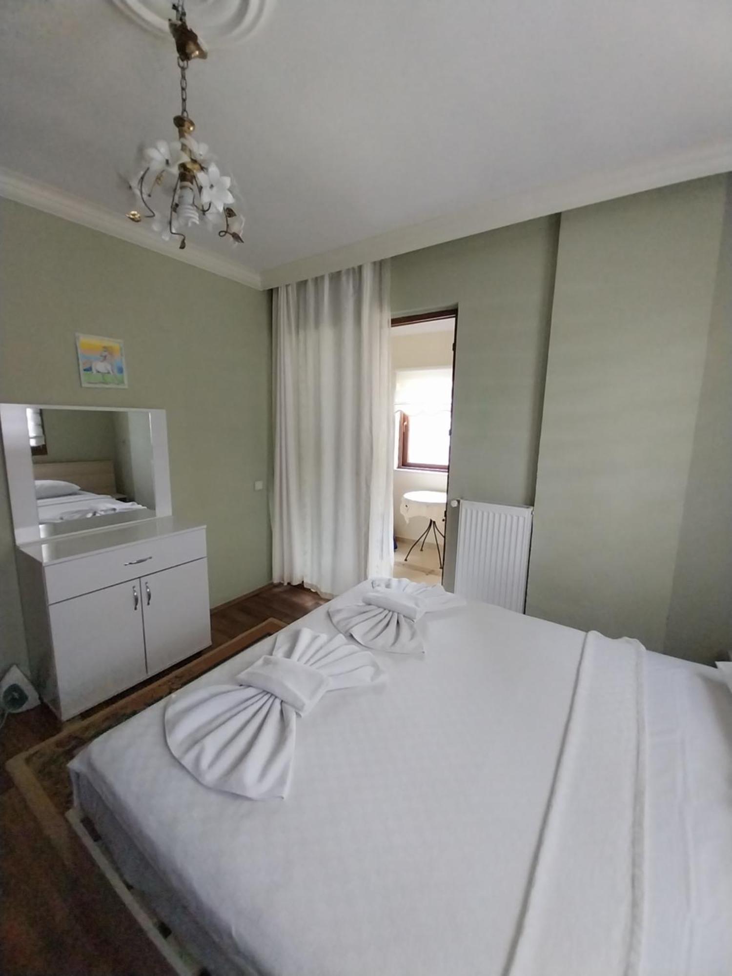 Jasmin Aparthotel 2*