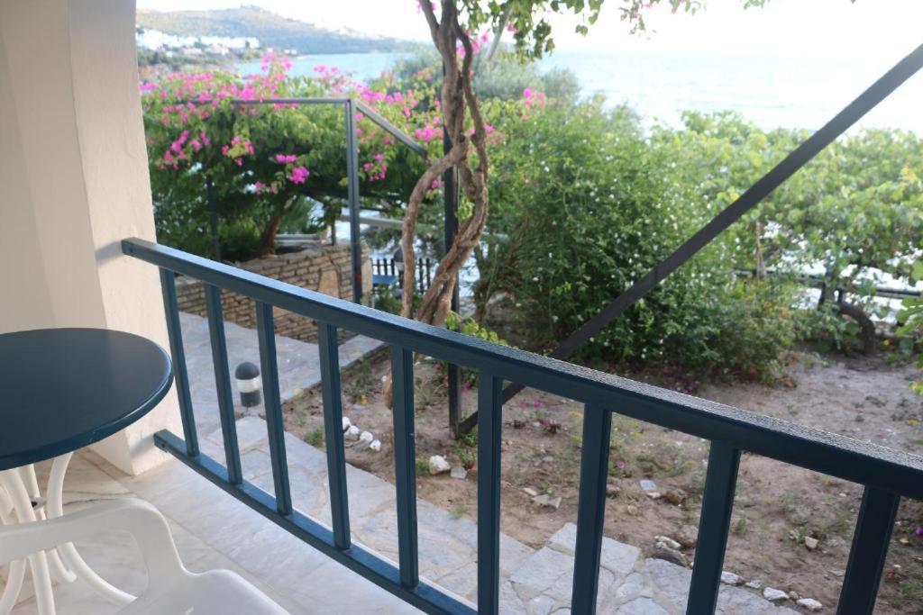 Urga Butik & Restaurant