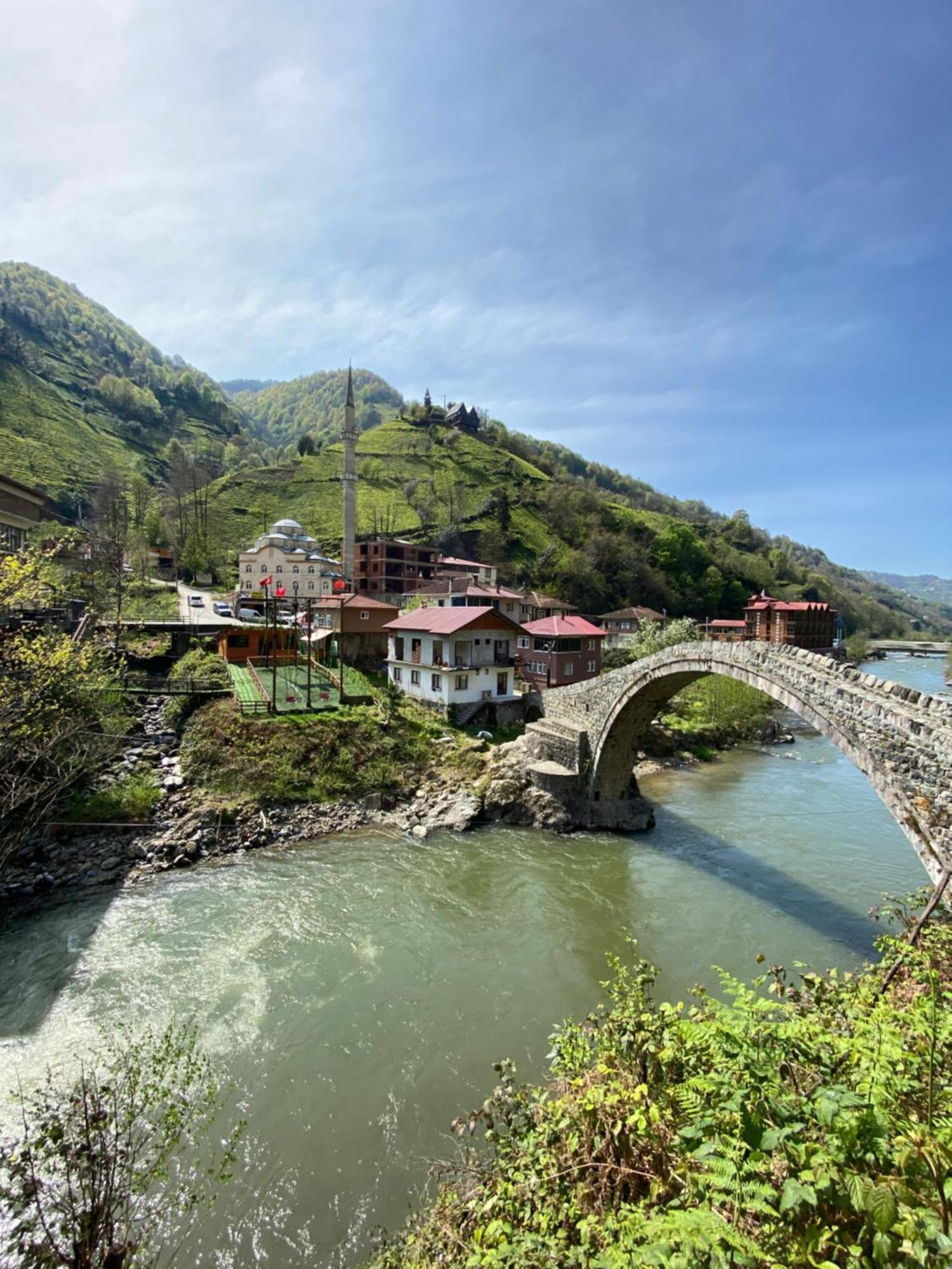 Vadidekal Hotel Camlihemsin