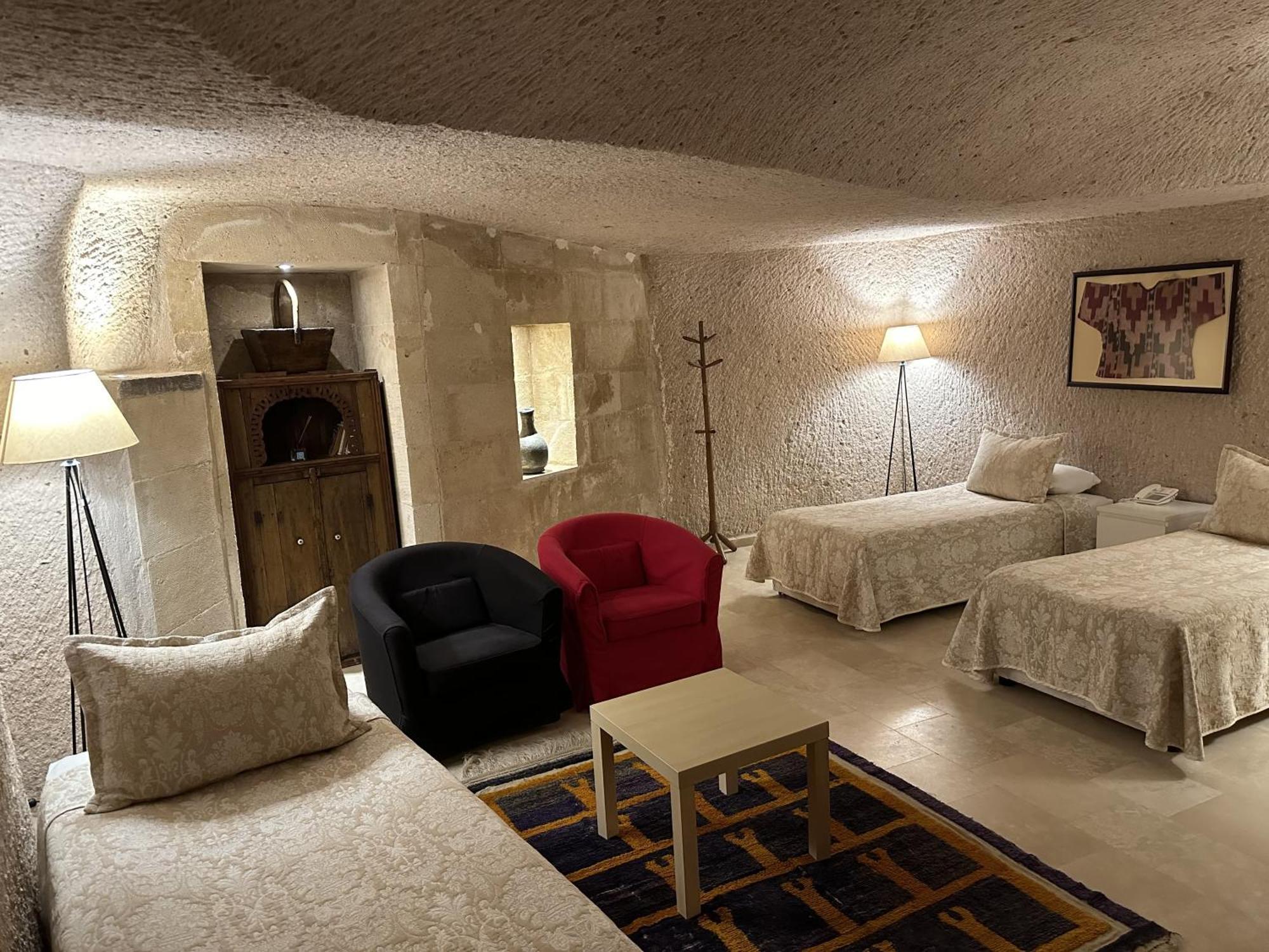 Hotel Kistar Cave