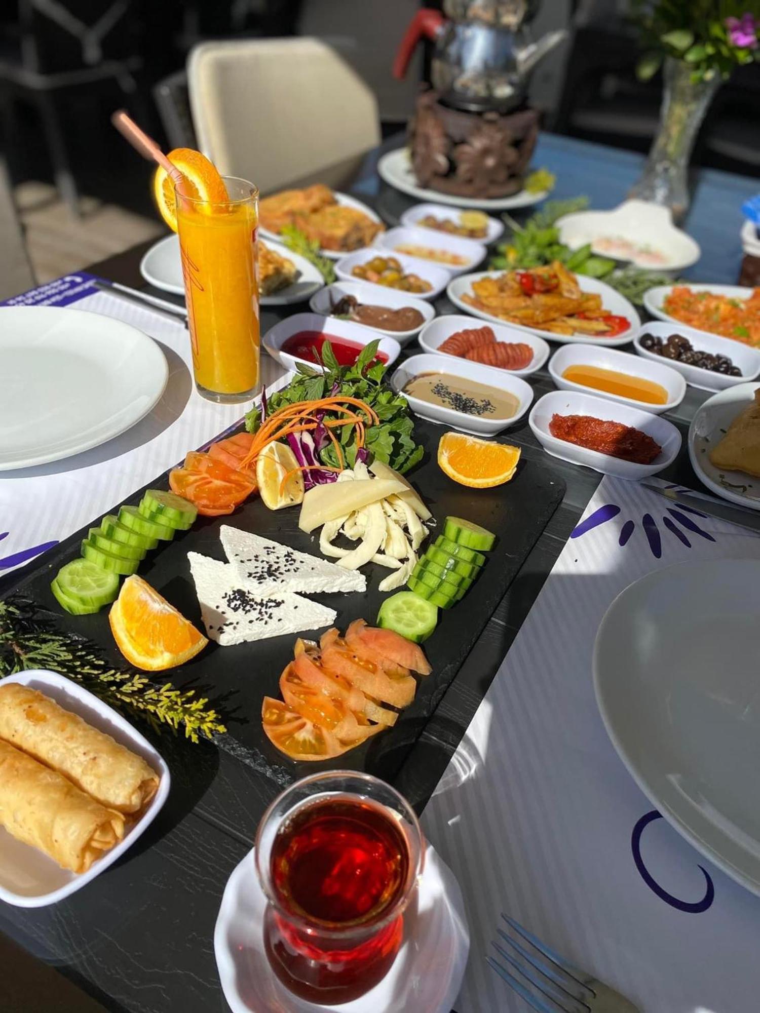 Mavi & Restaurant 2* Didim