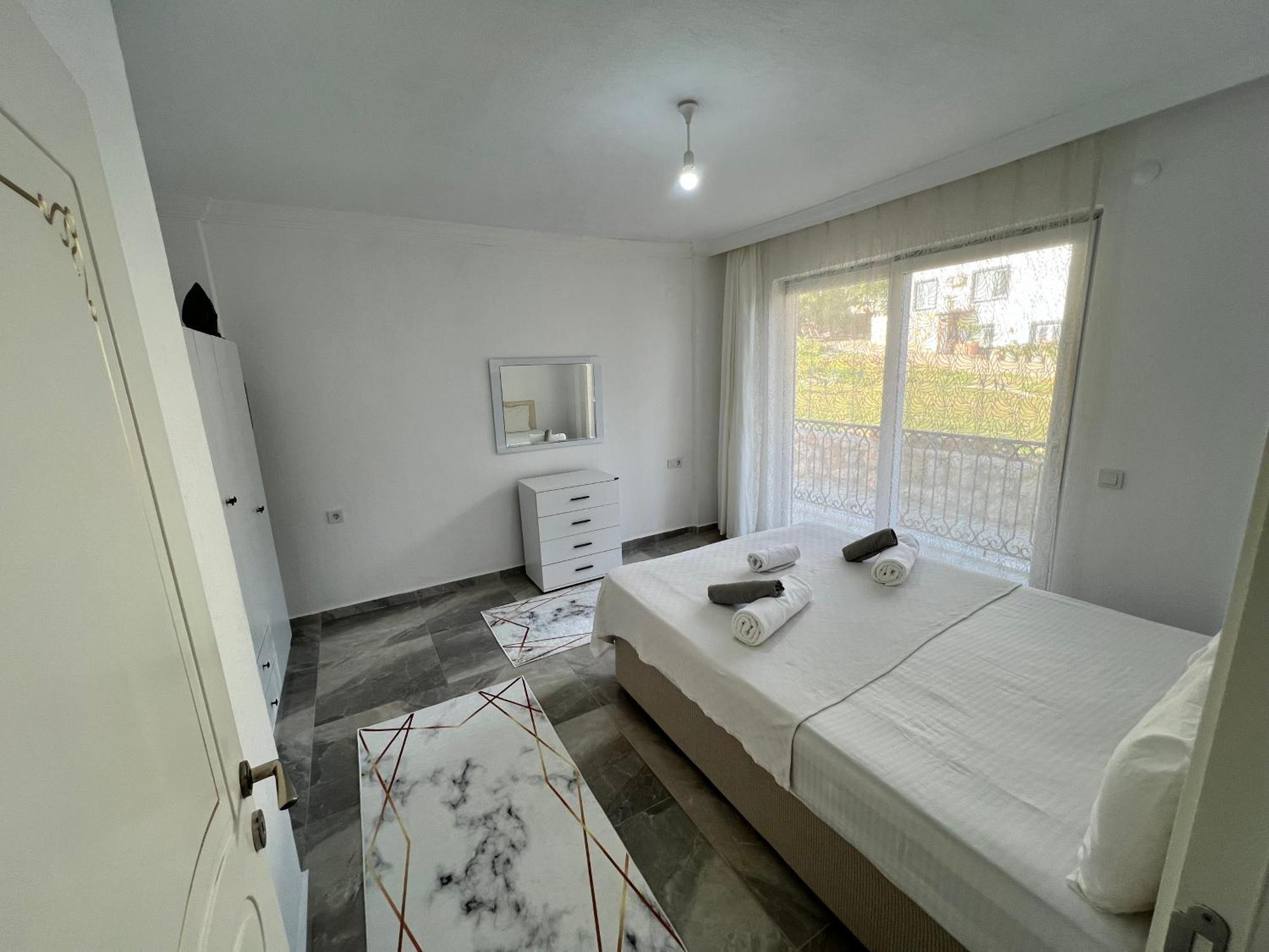 Ersahin Apartment Kas