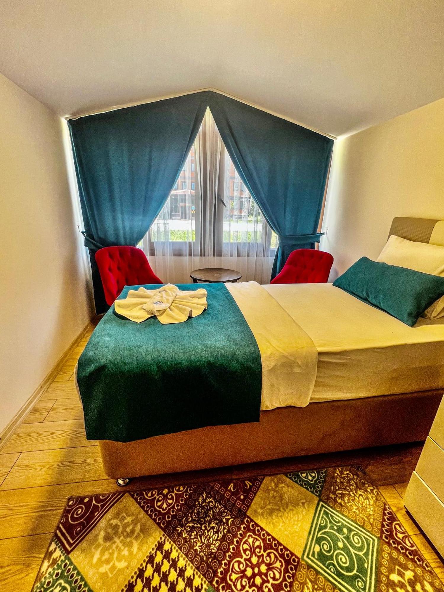 Mego Aparthotel