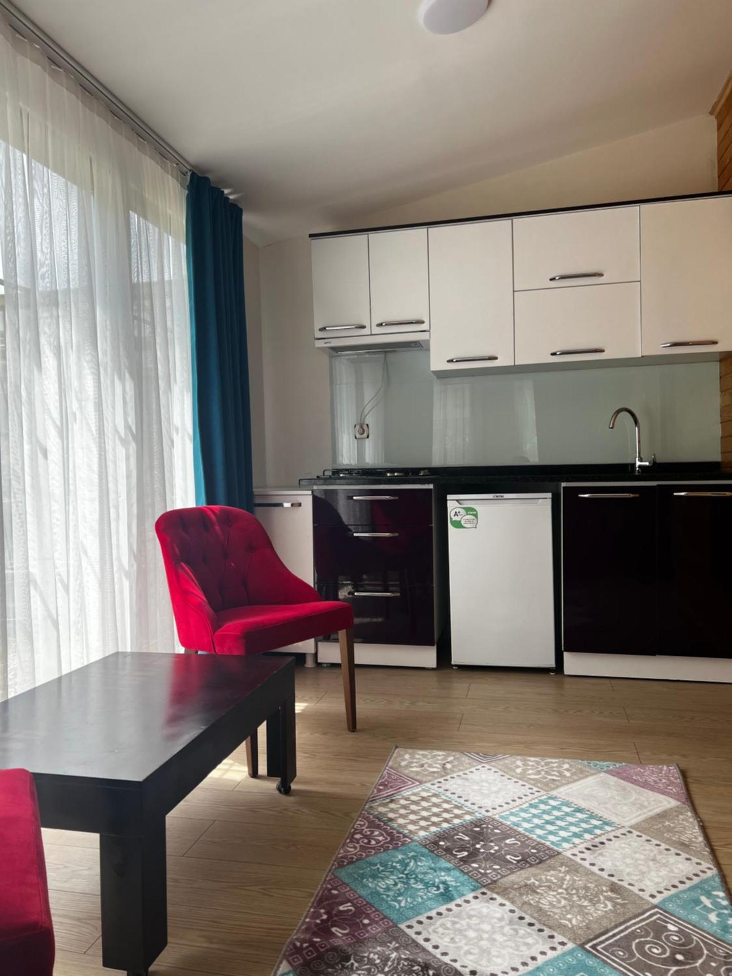 Mego Aparthotel 2*