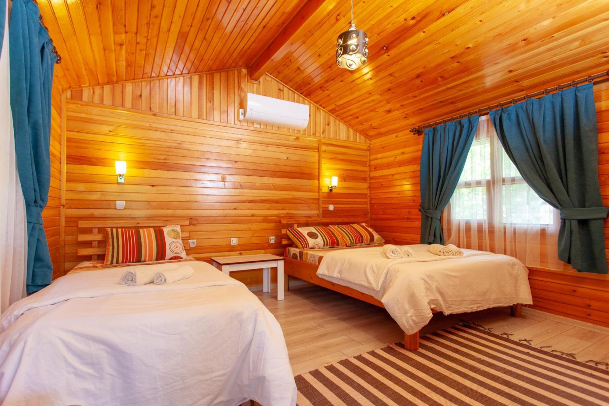 Baris & Holiday park