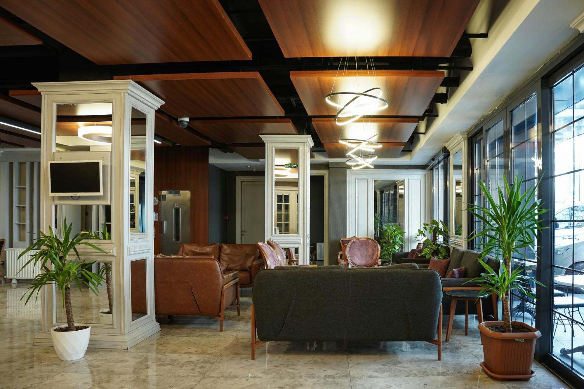 Enerji Hotel