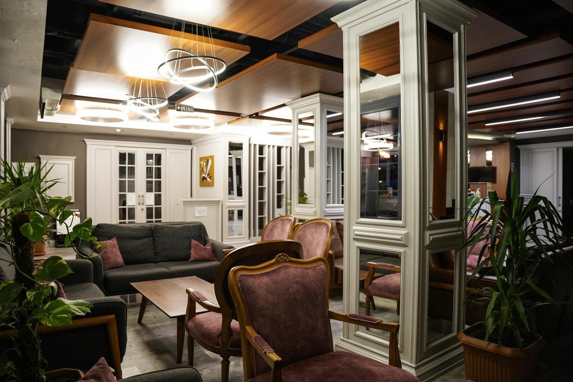 Enerji Hotel 3*