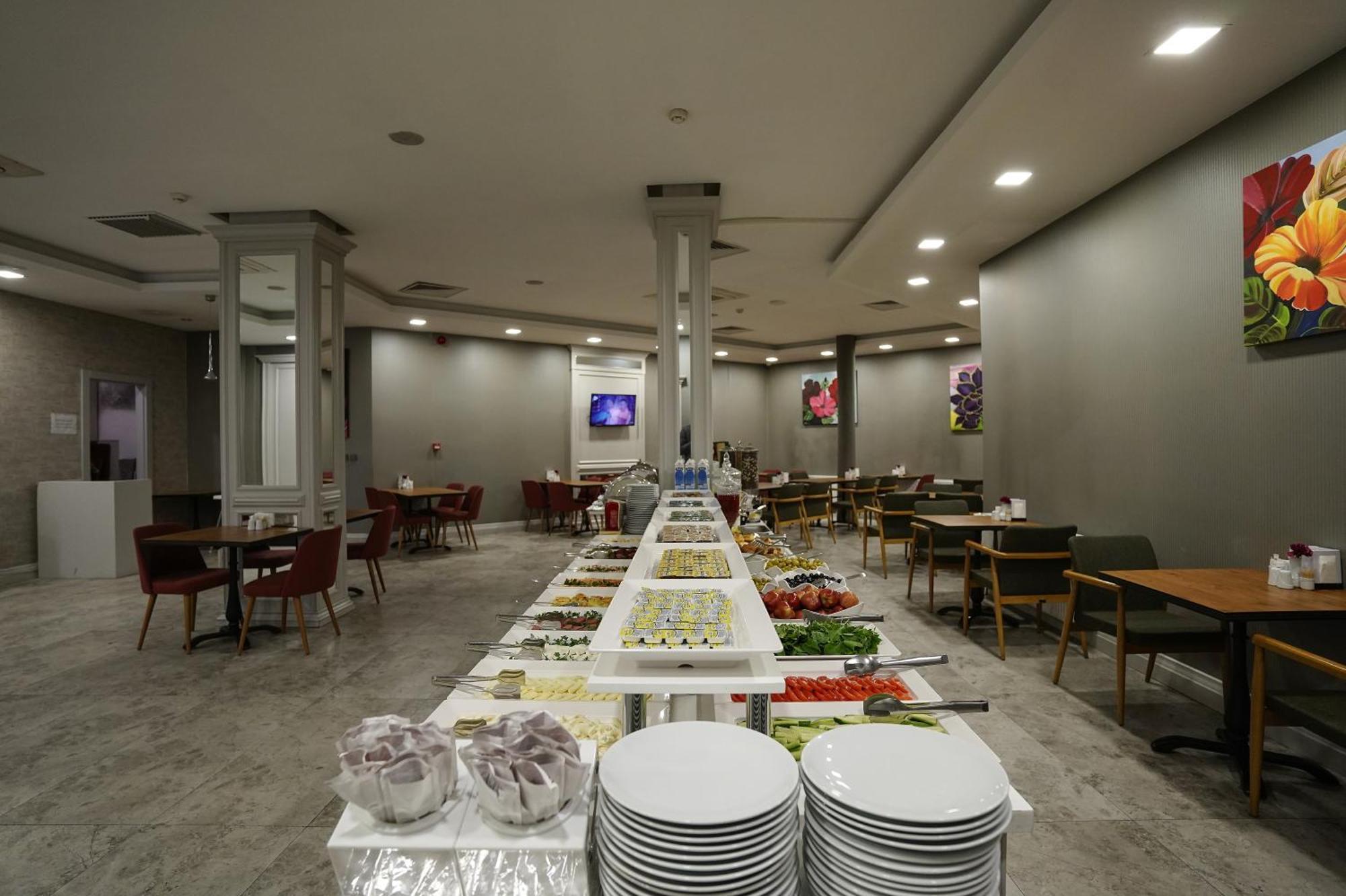 Enerji Hotel 3*