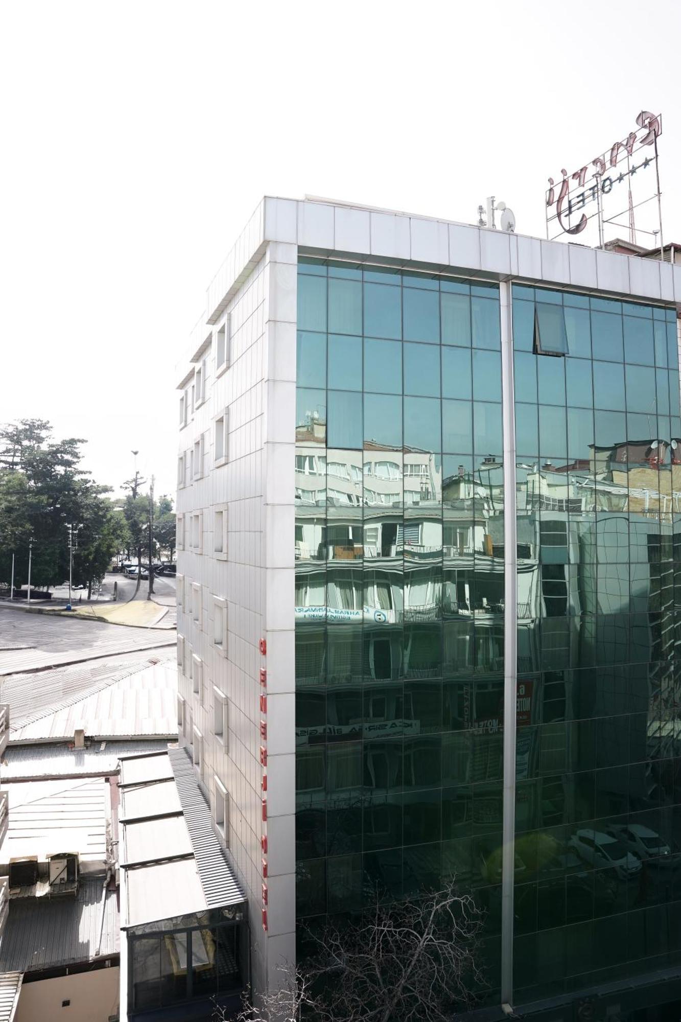 Hotel Enerji 3*