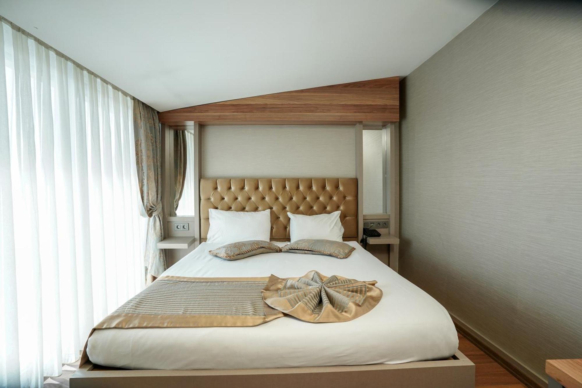 Enerji Hotel