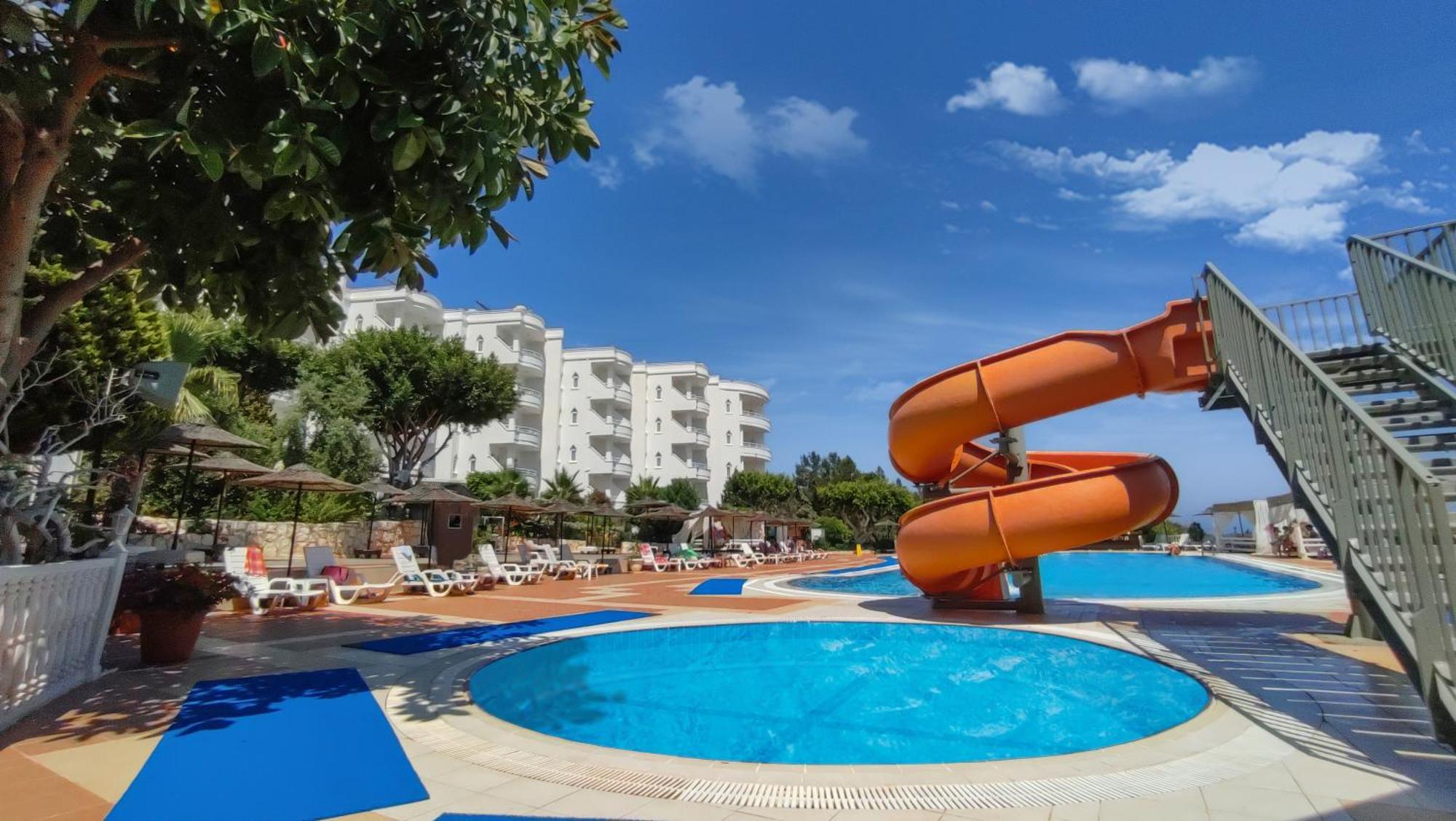 Resort Olbios Marina 4*